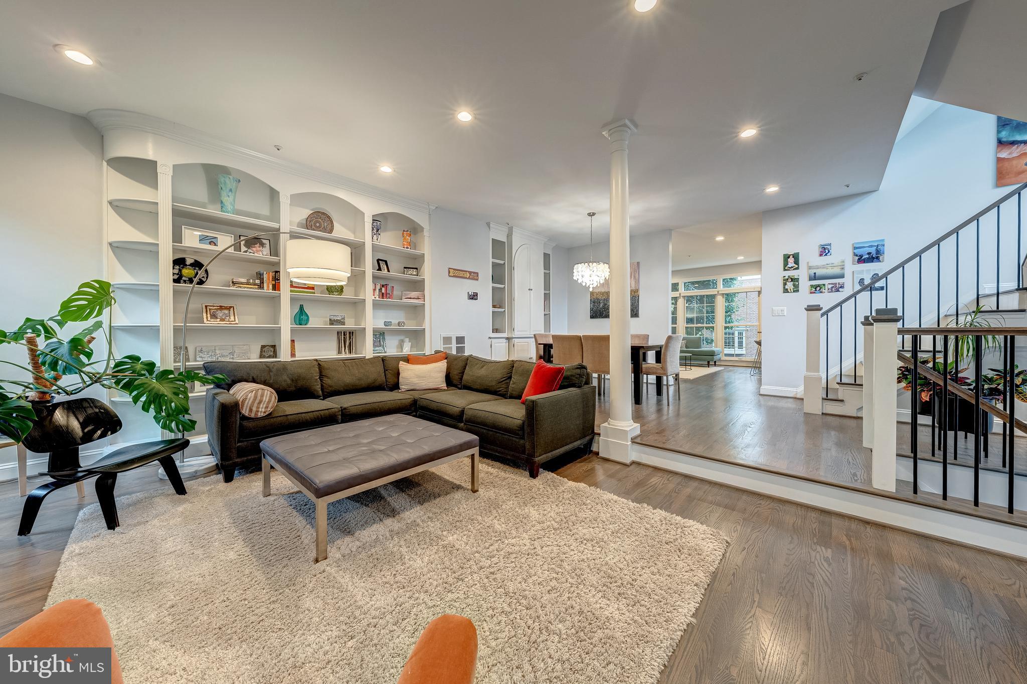 1500 N COLONIAL TERRACE