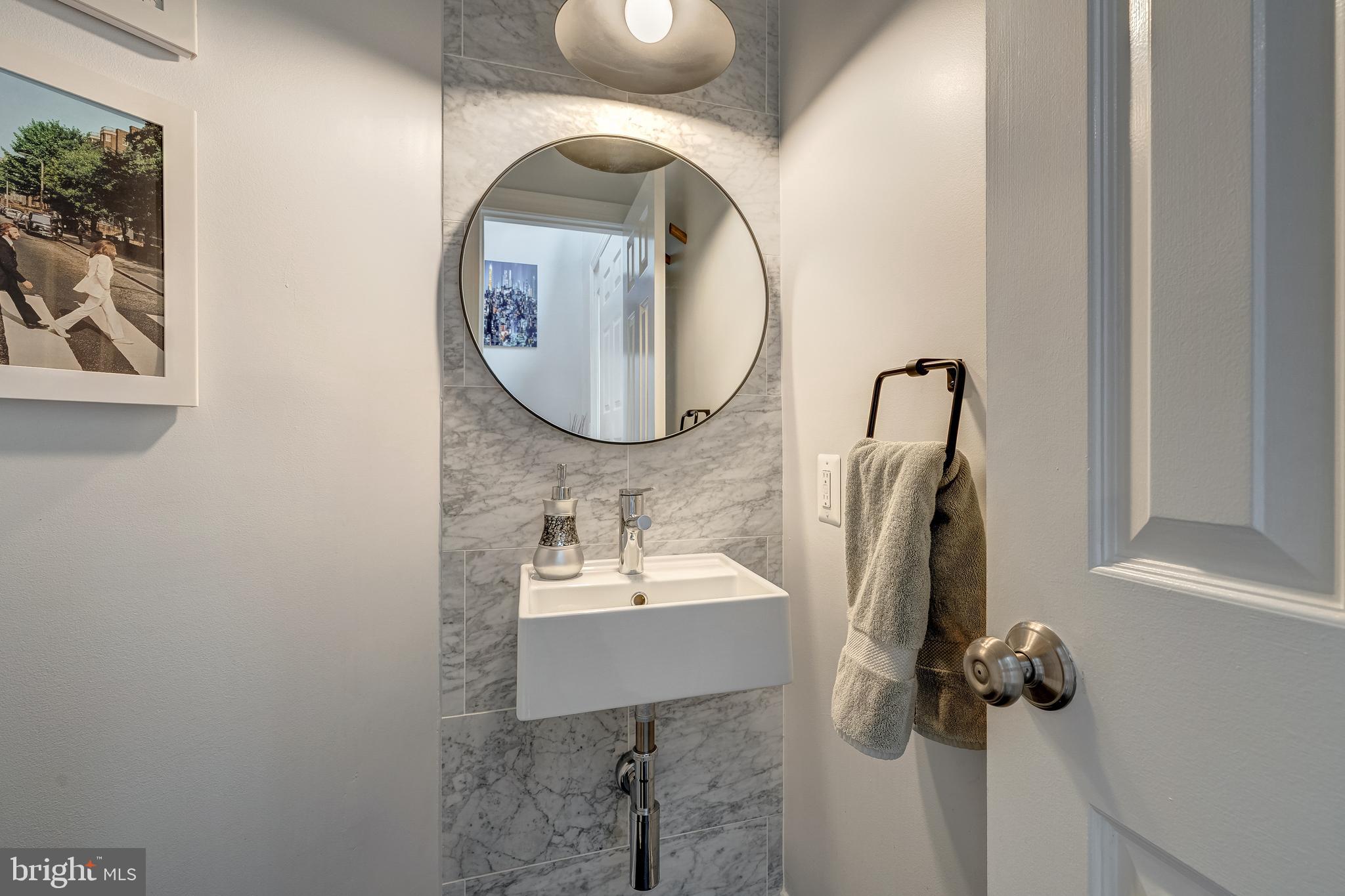 1500 N COLONIAL TERRACE