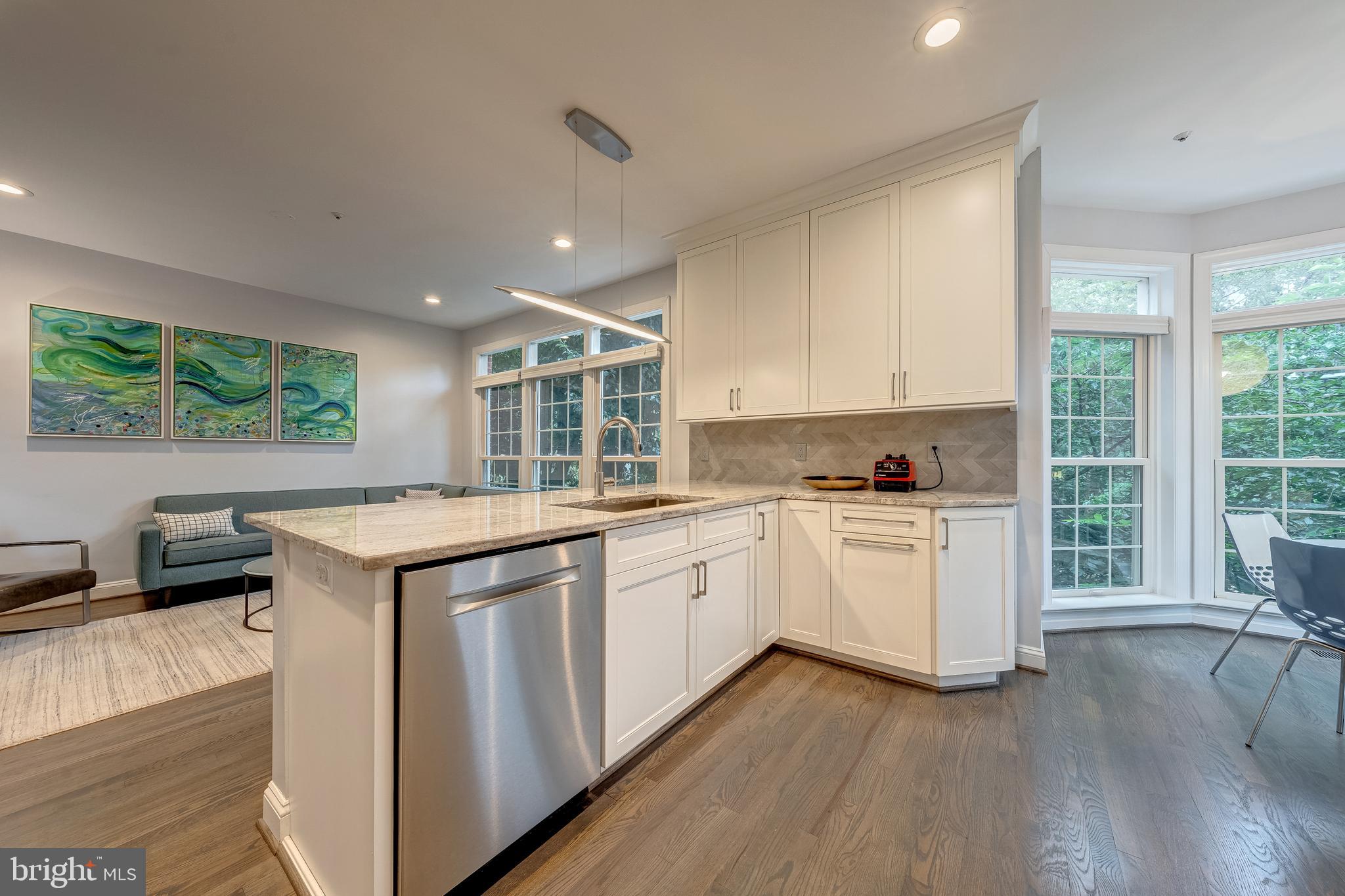 1500 N COLONIAL TERRACE