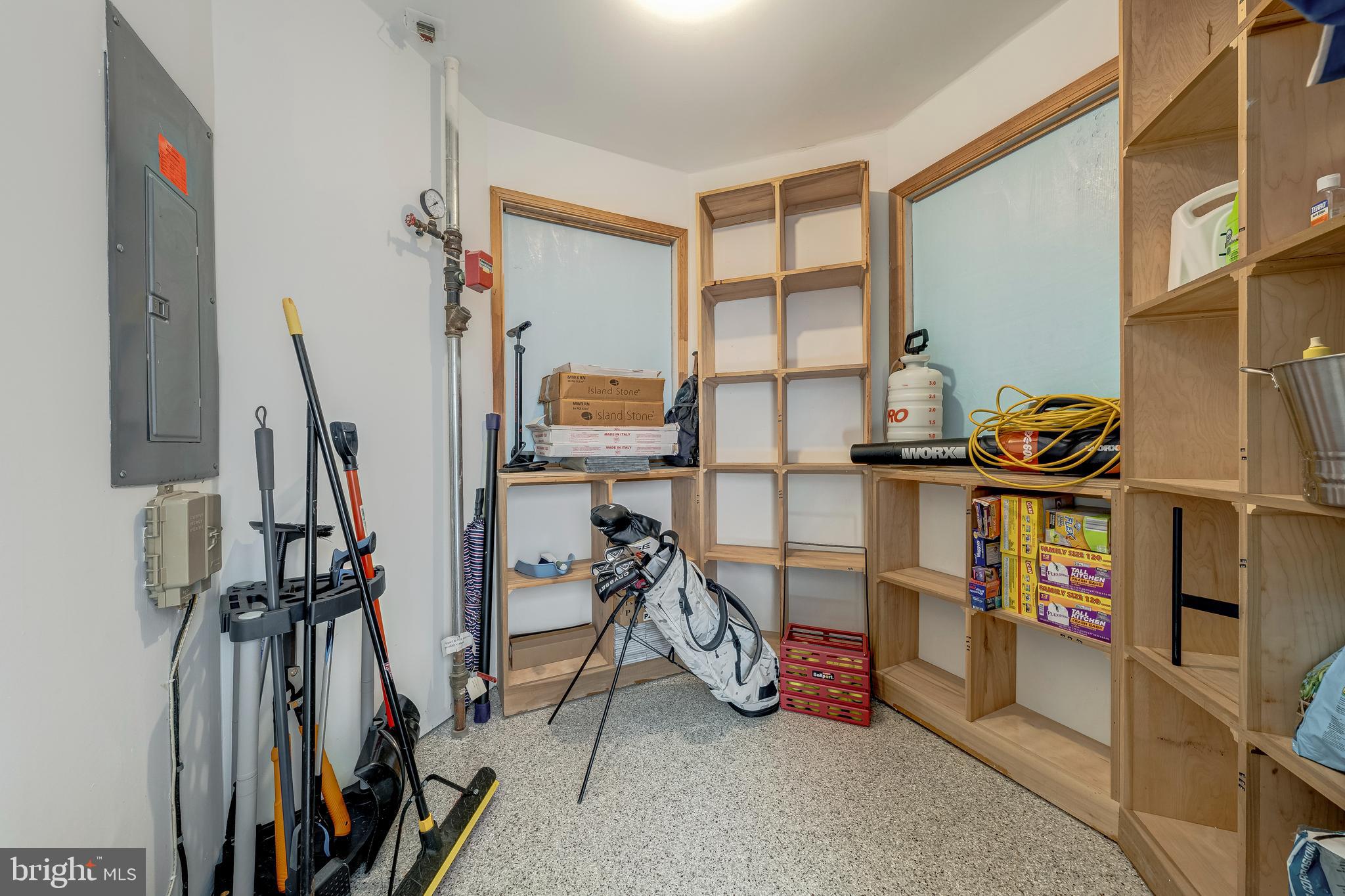 1500 N COLONIAL TERRACE