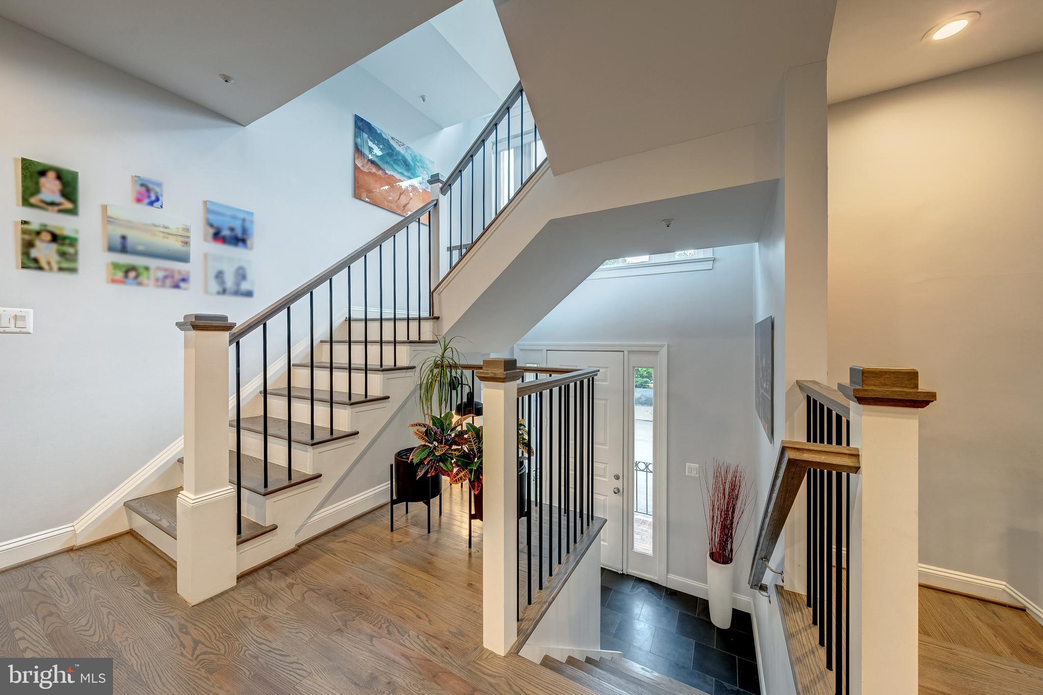 1500 N COLONIAL TERRACE