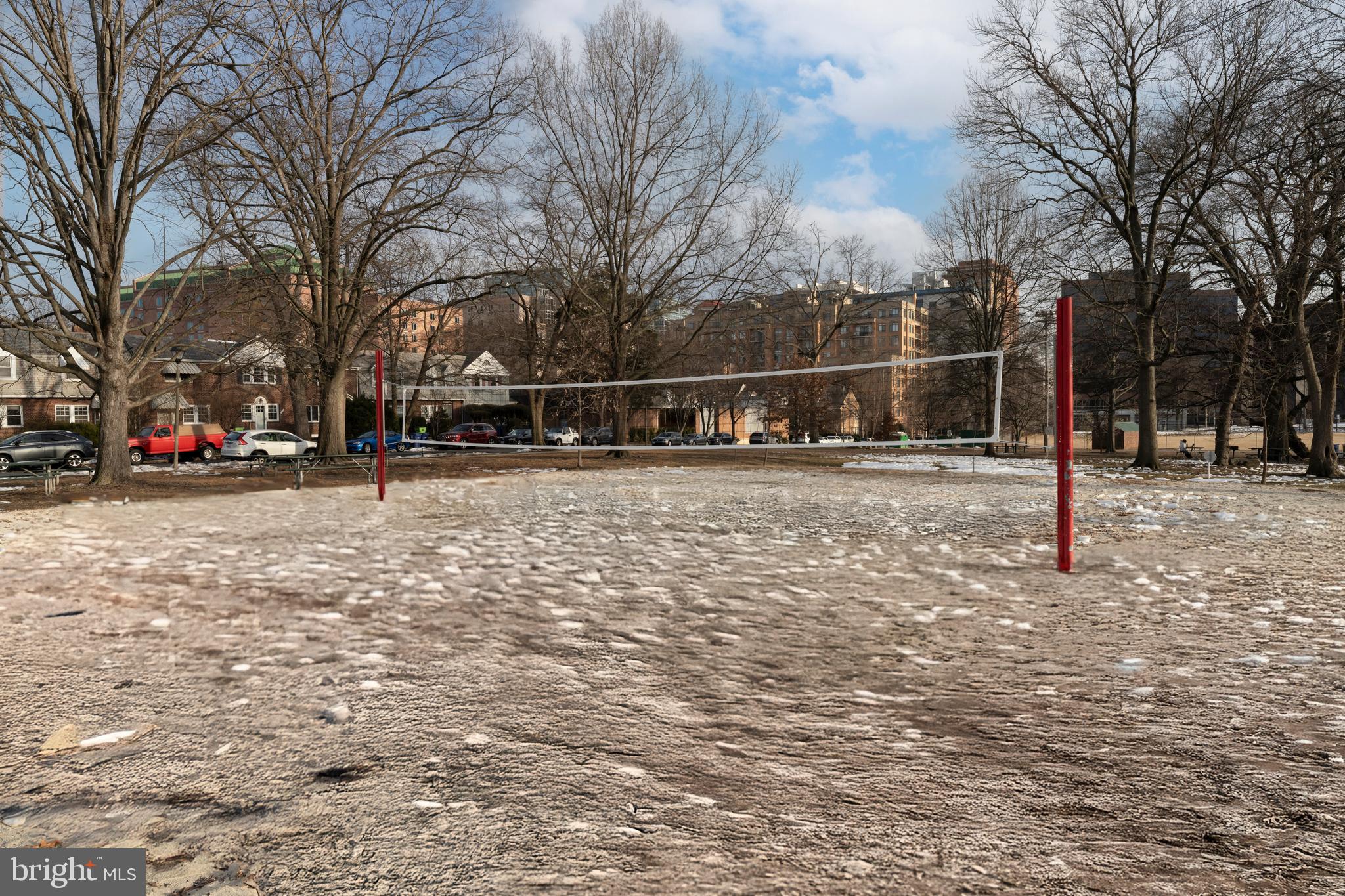 1103 N VERNON STREET