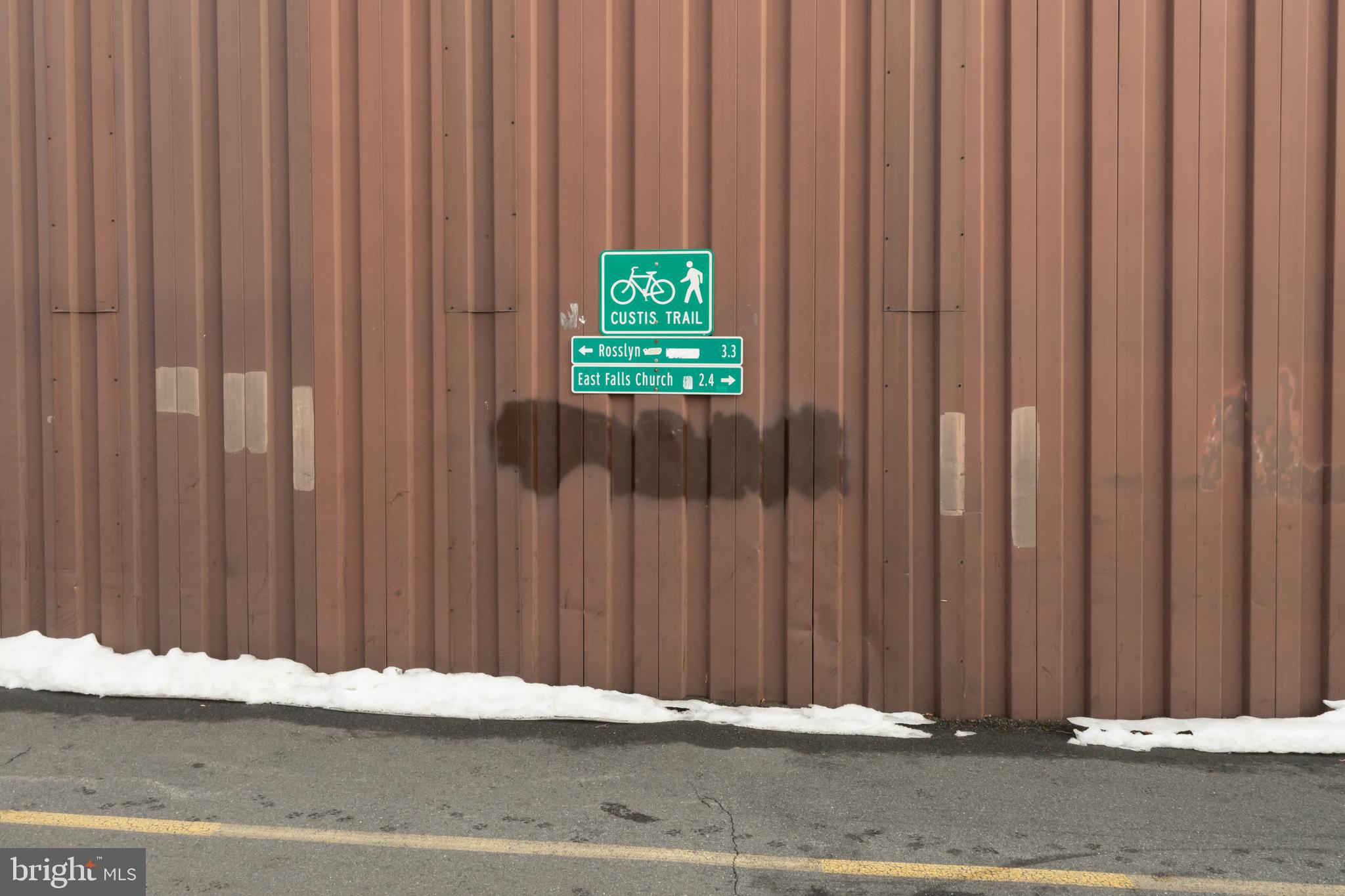 1103 N VERNON STREET