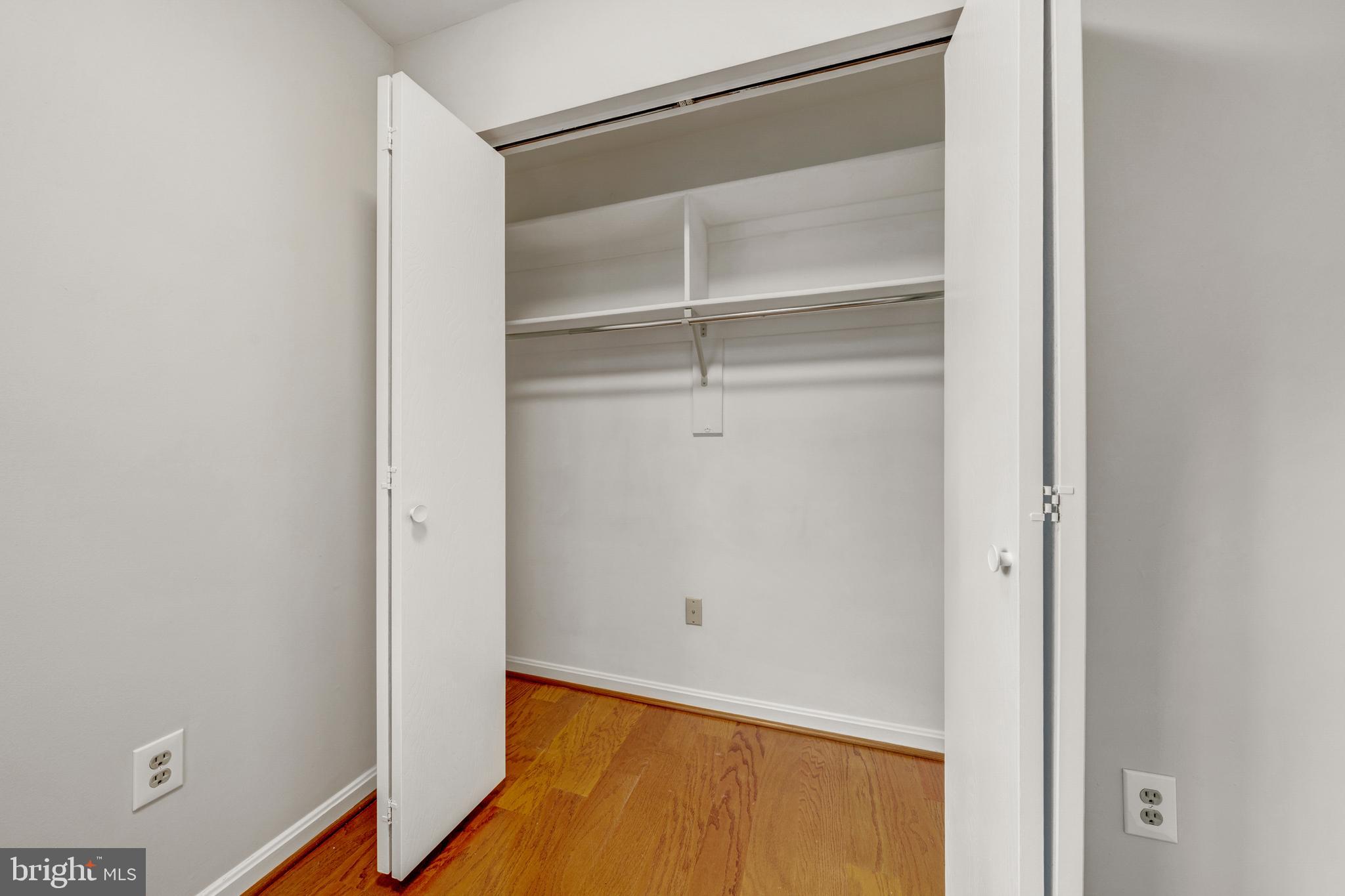 1103 N VERNON STREET