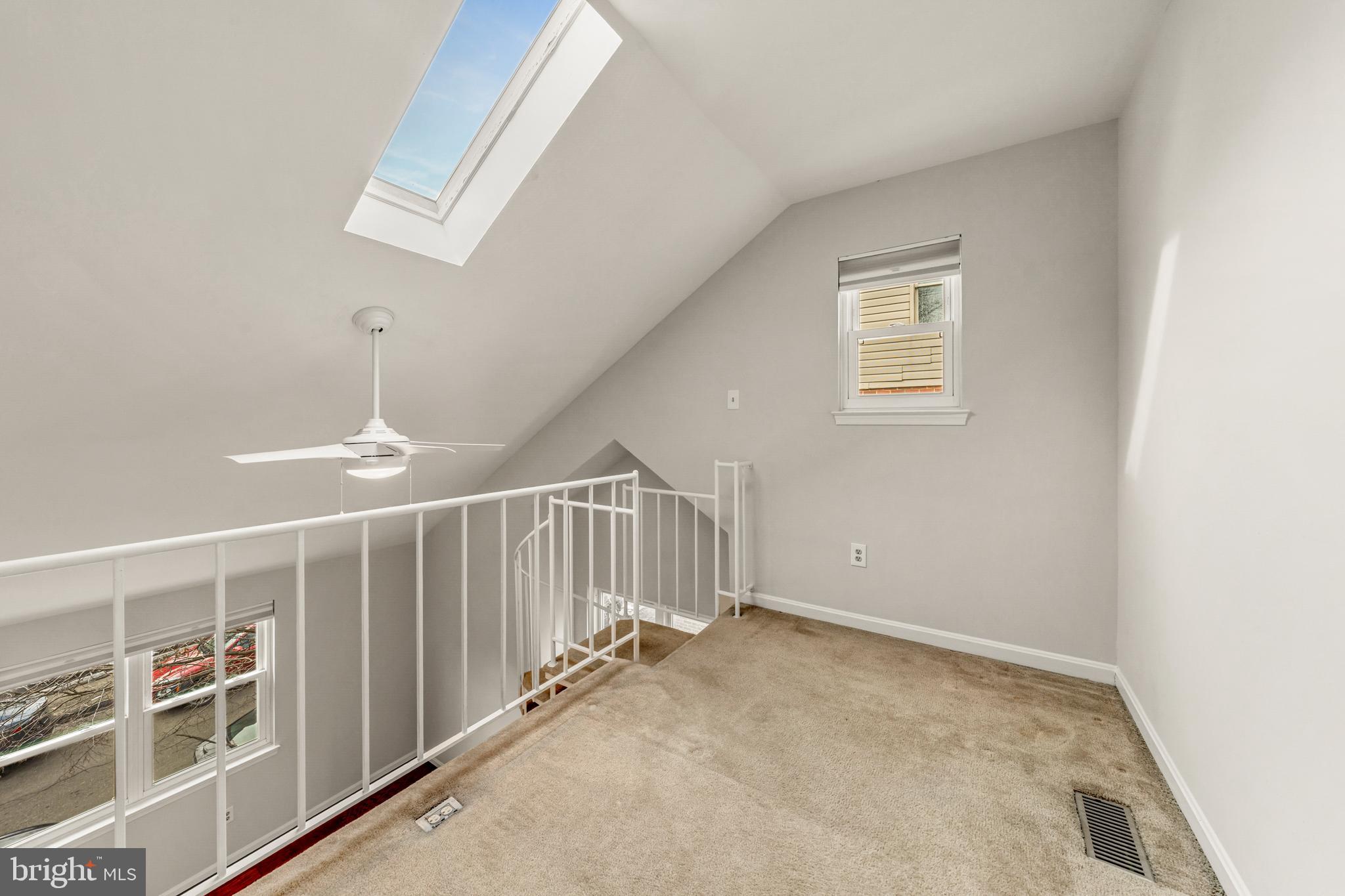 1103 N VERNON STREET