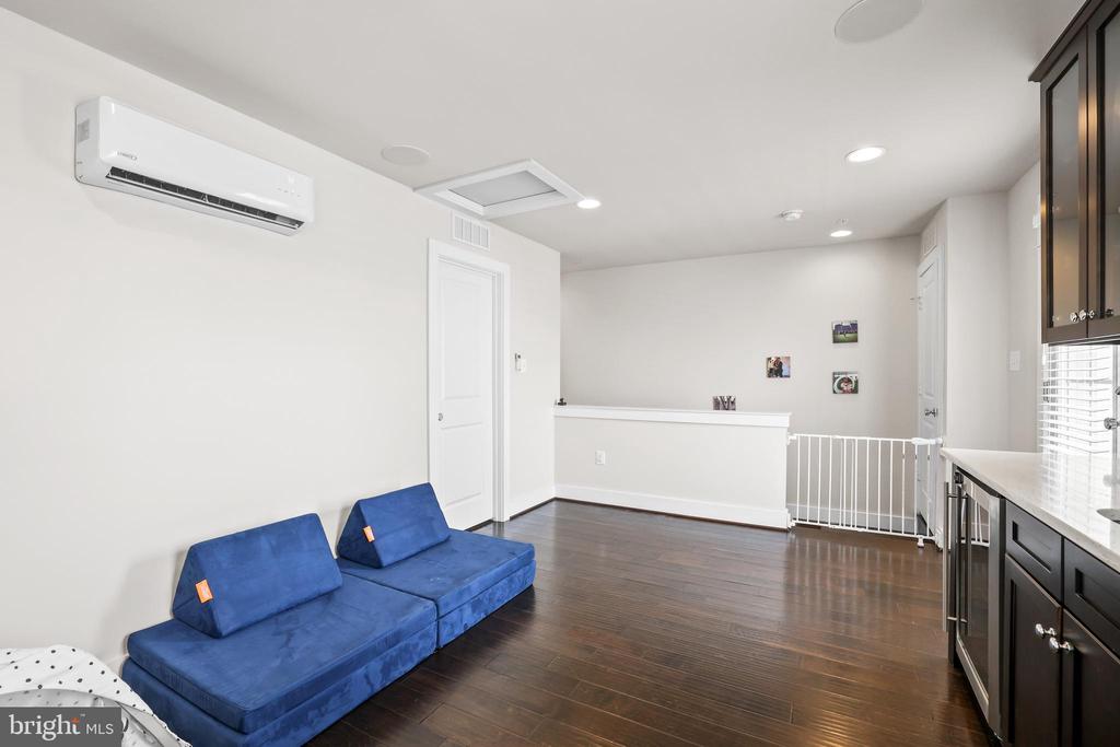 1737 13TH STREET S