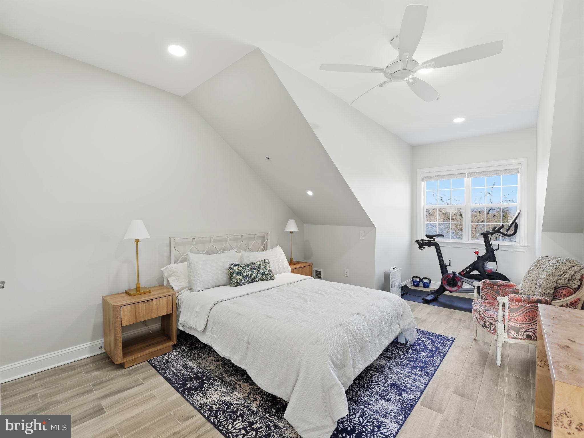 308 GEORGE MASON DRIVE N