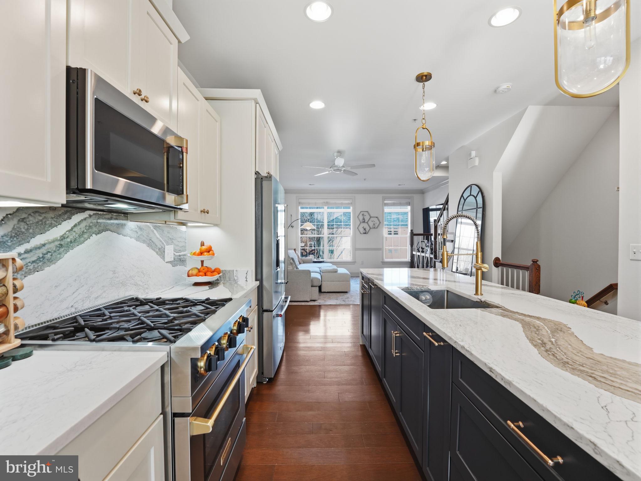 308 GEORGE MASON DRIVE N