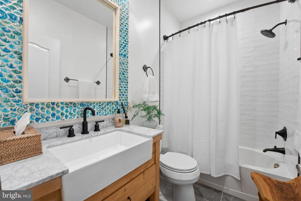 308 GEORGE MASON DRIVE N
