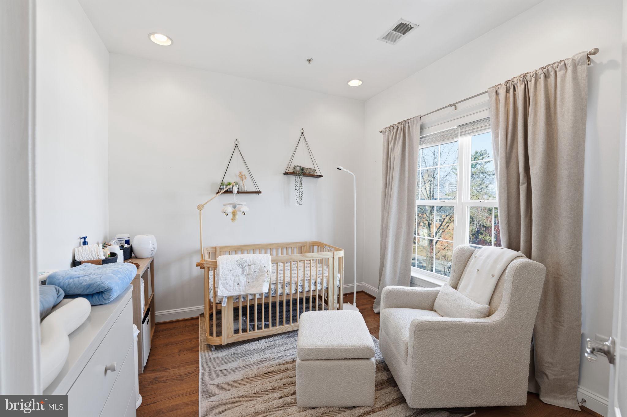 308 GEORGE MASON DRIVE N