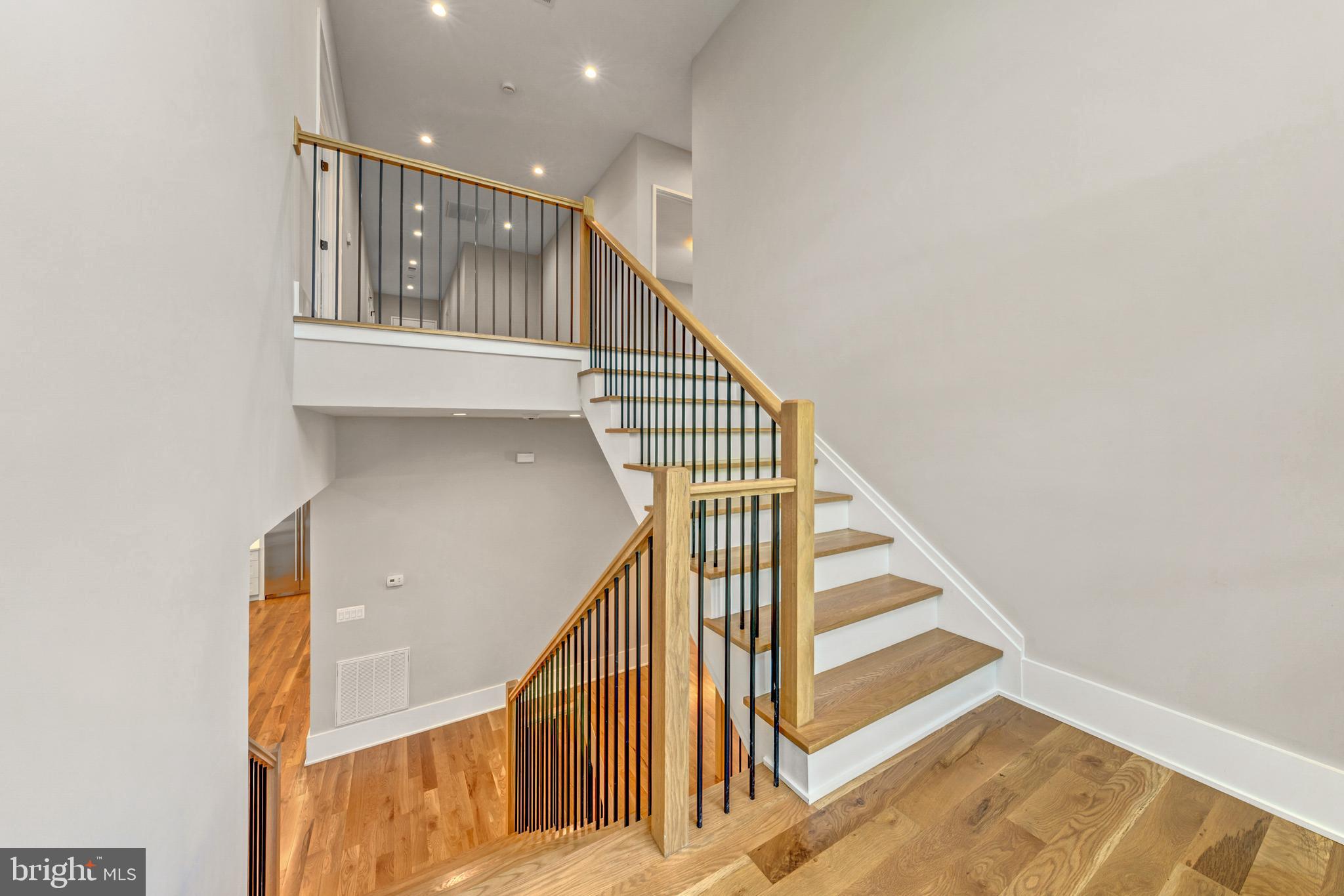 3830 30TH ROAD N