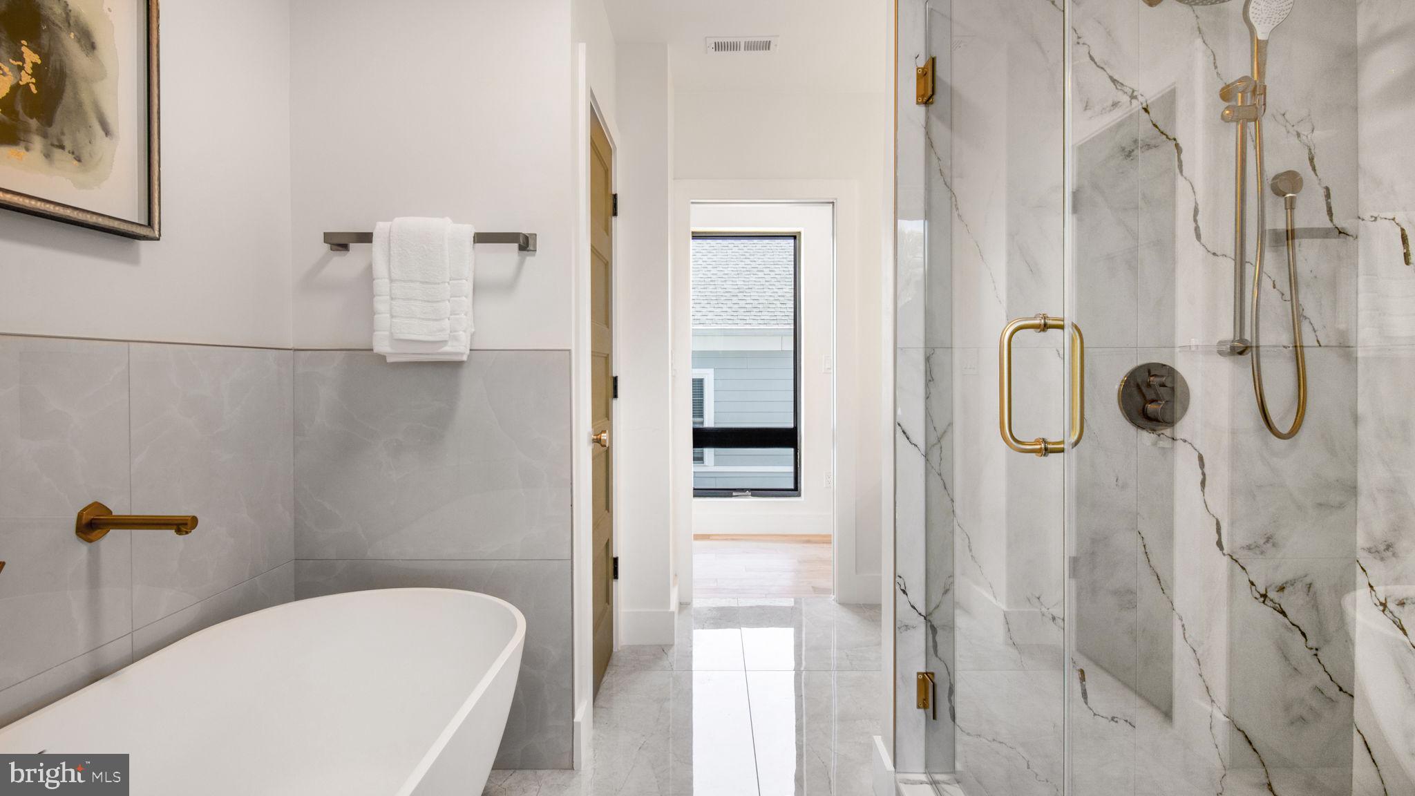 2025 N EMERSON STREET