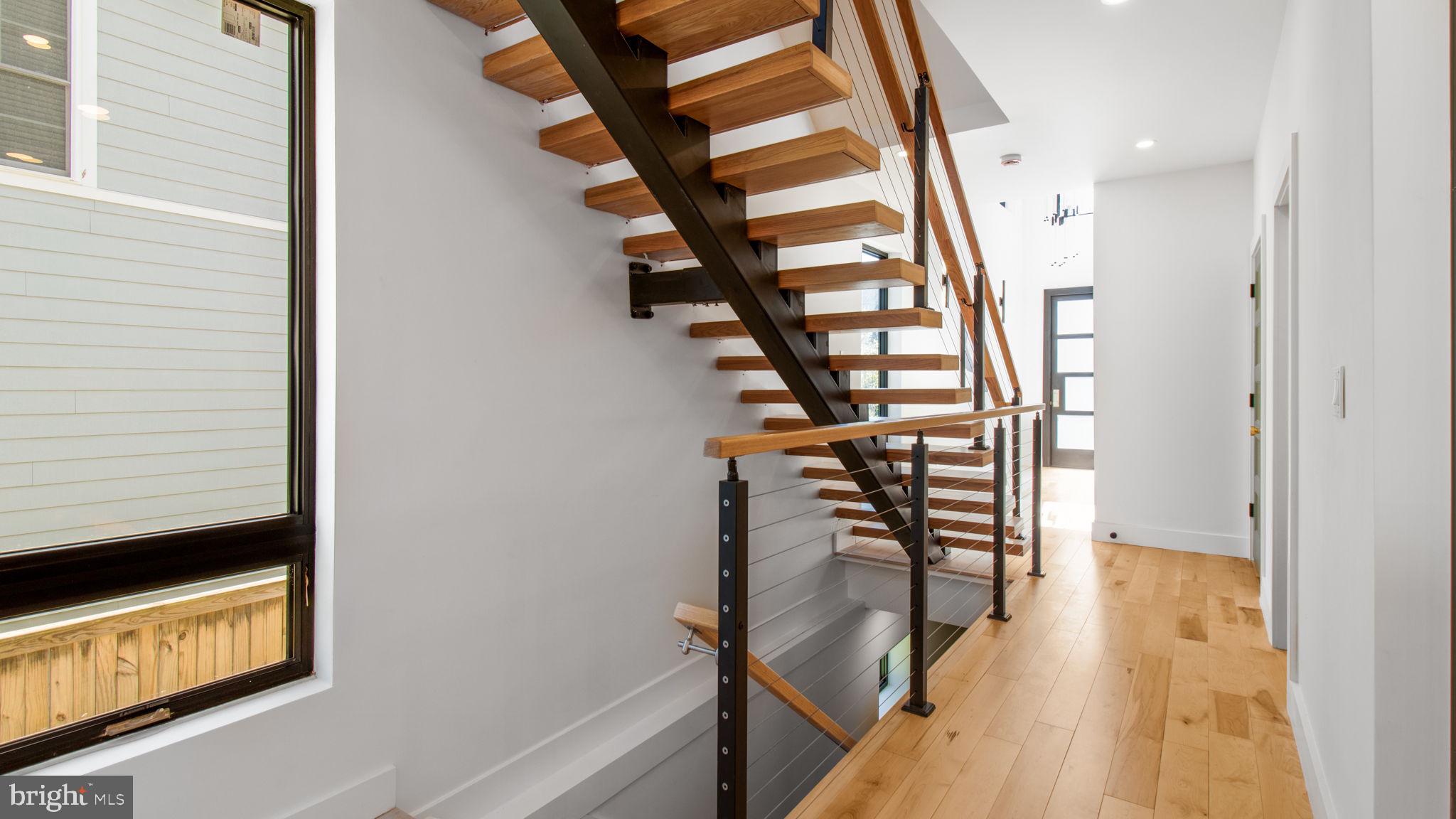 2025 N EMERSON STREET