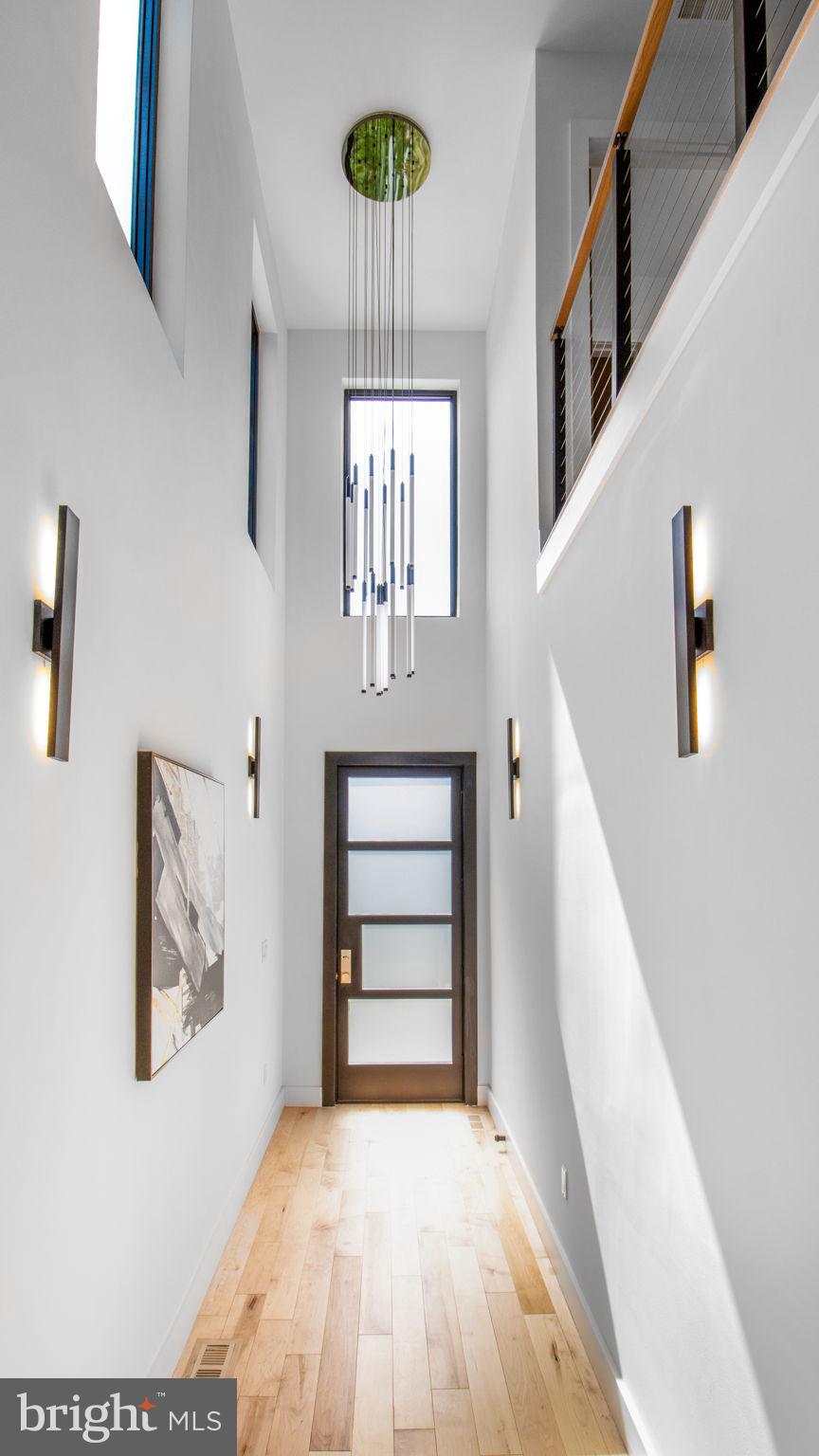 2025 N EMERSON STREET