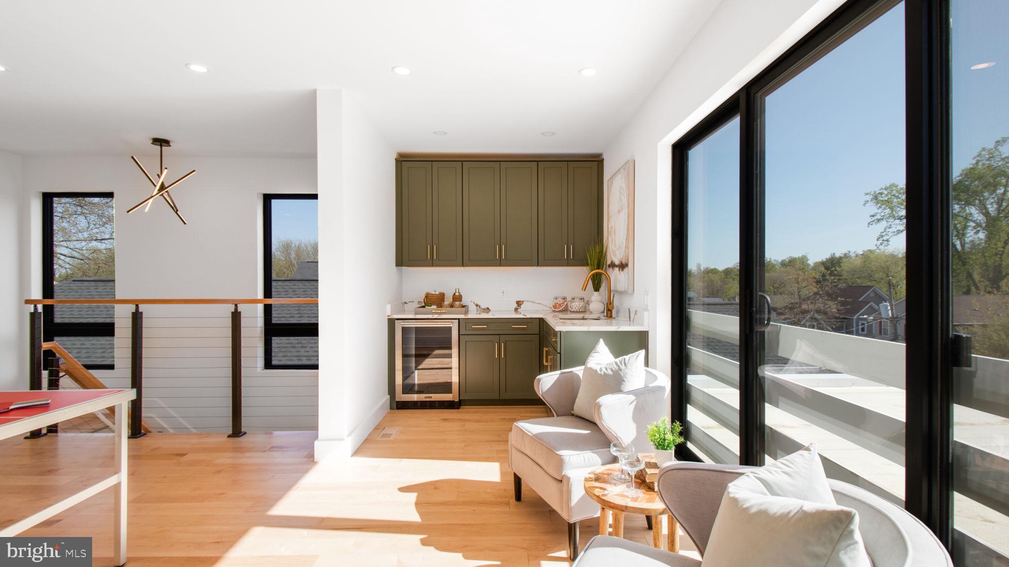 2025 N EMERSON STREET