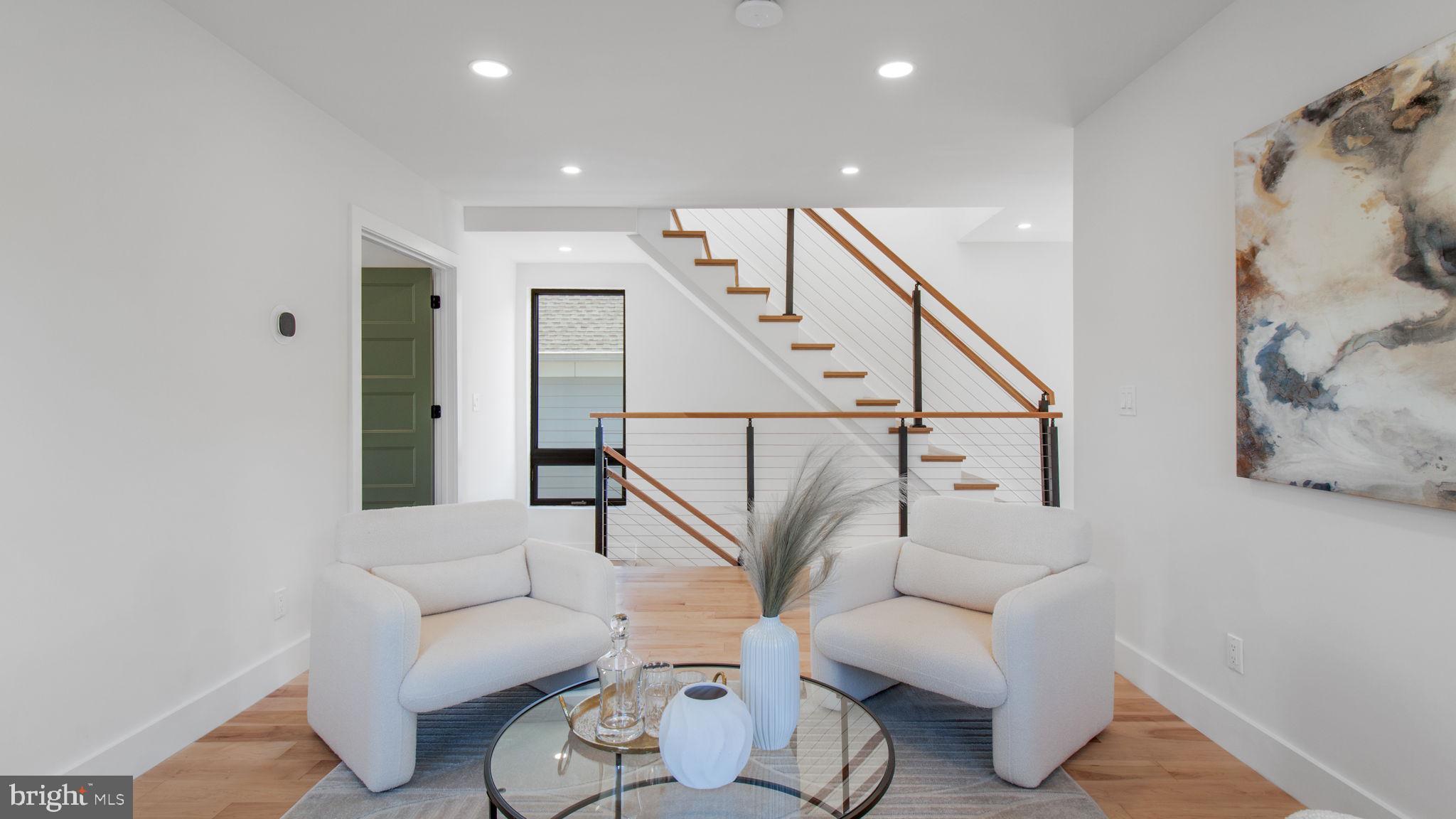 2025 N EMERSON STREET