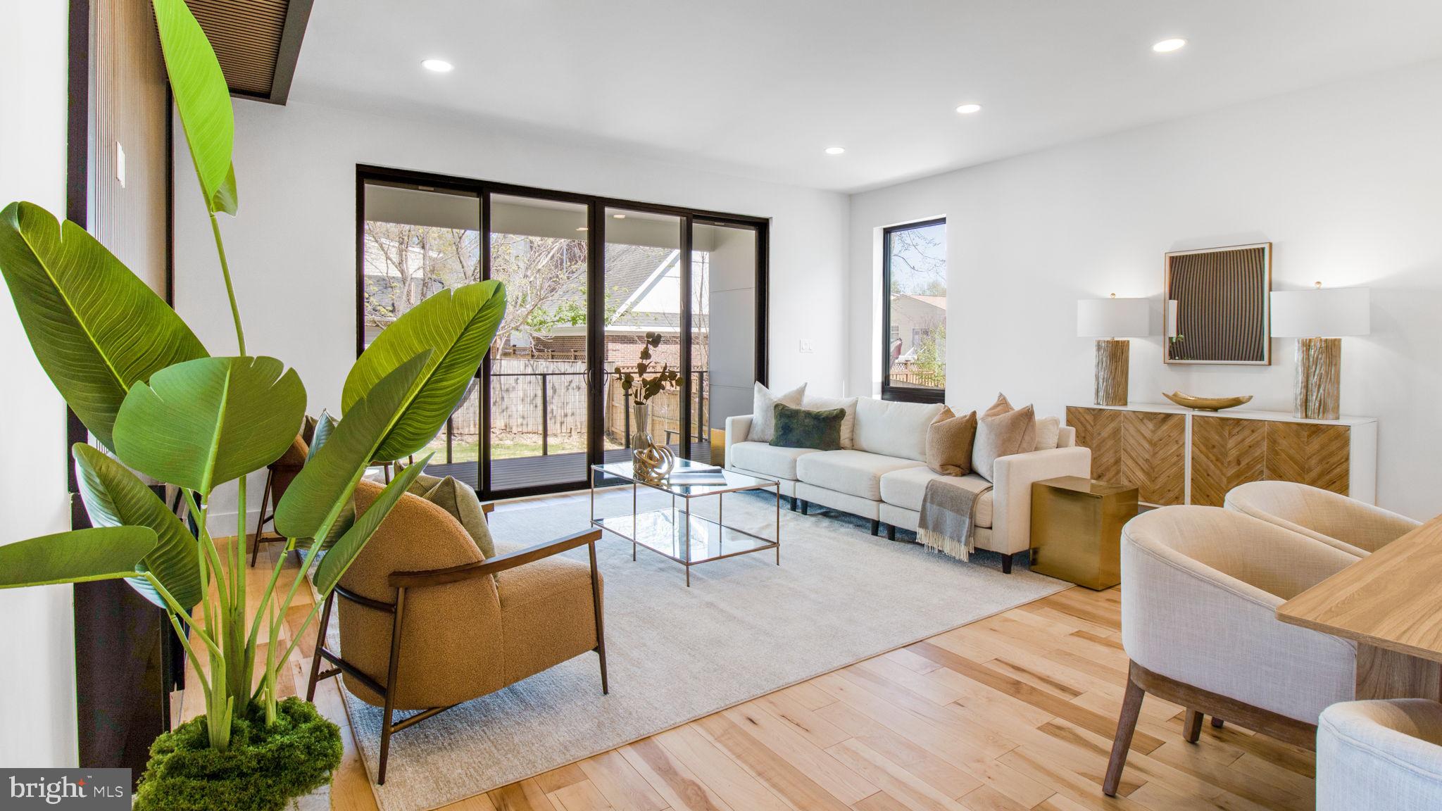 2025 N EMERSON STREET