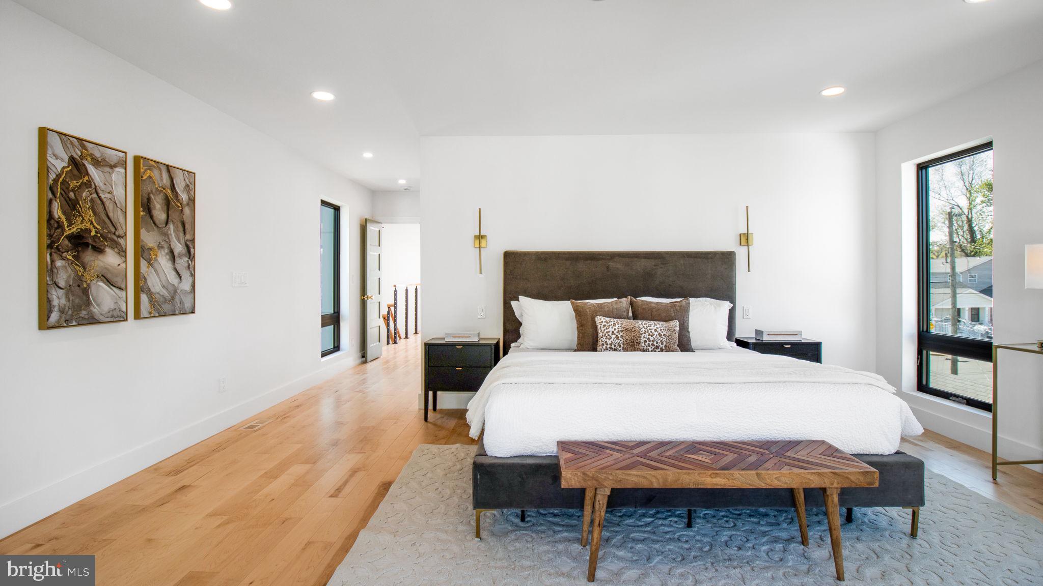 2025 N EMERSON STREET