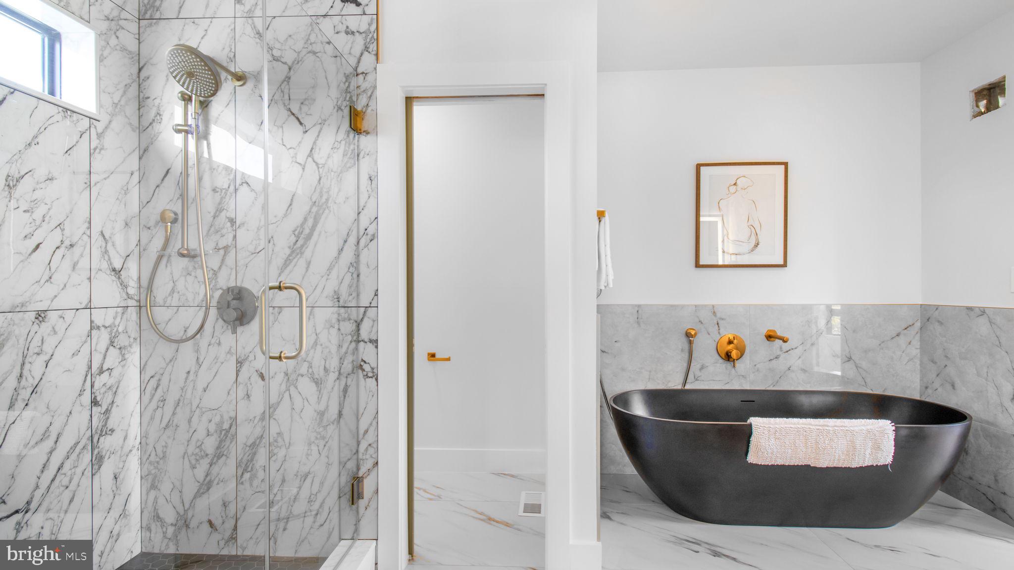 2025 N EMERSON STREET