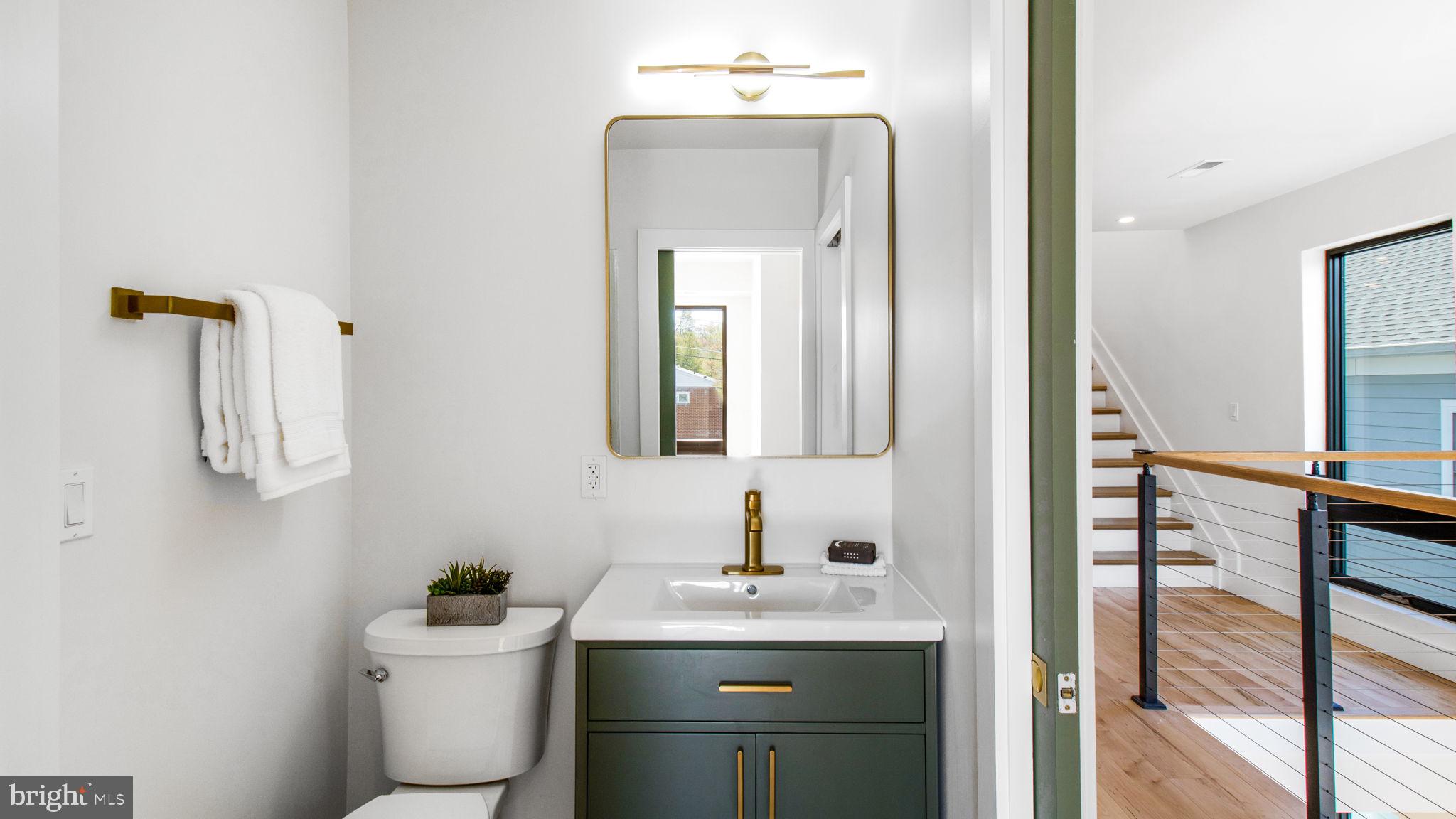 2025 N EMERSON STREET