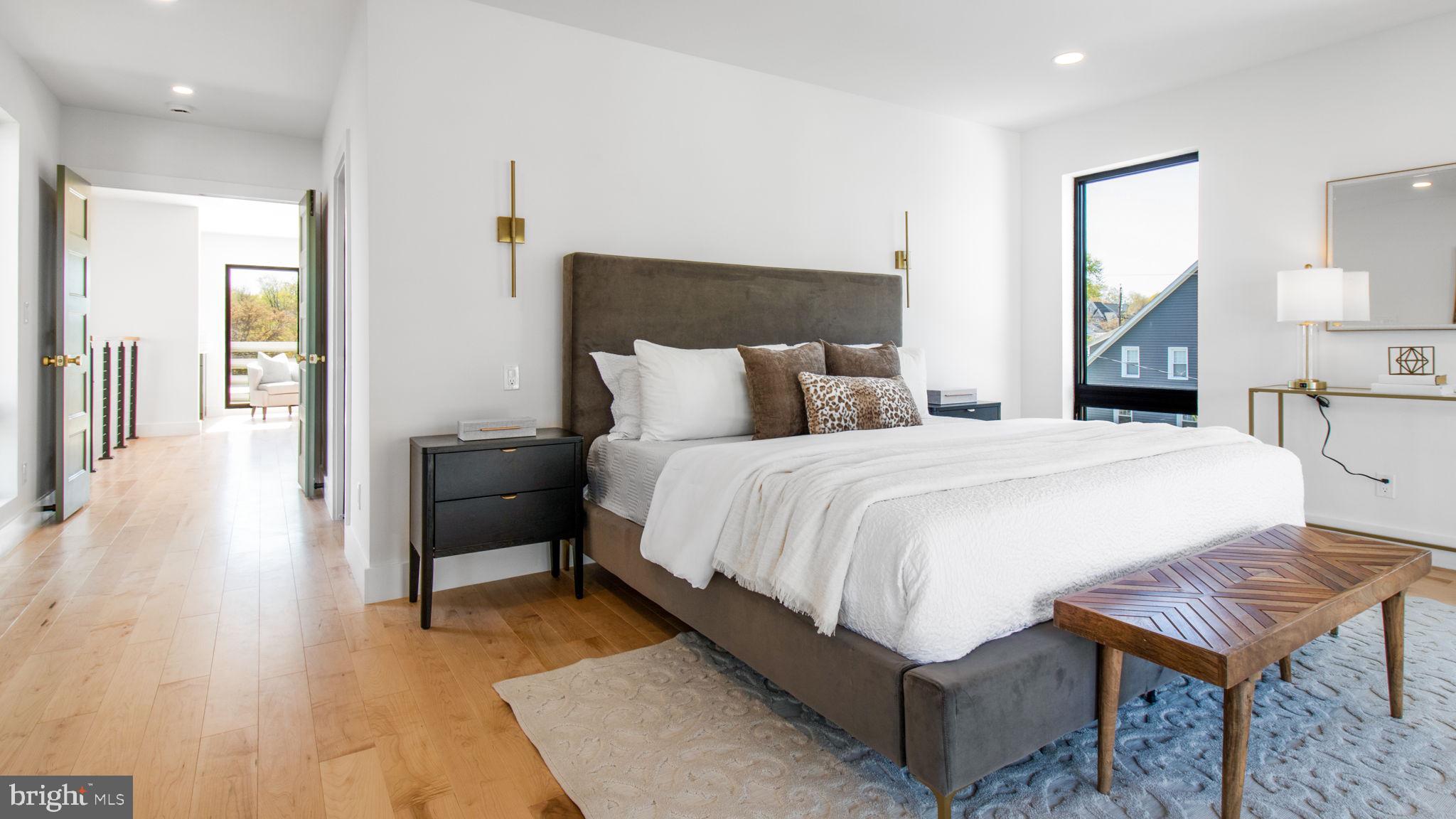 2025 N EMERSON STREET