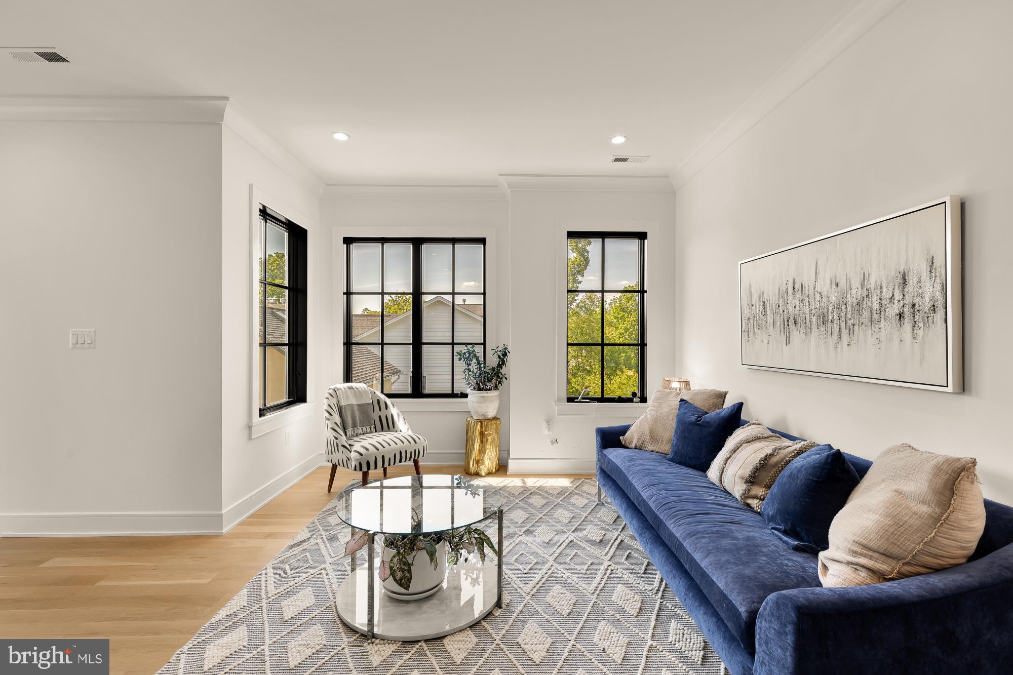 135 N EDGEWOOD STREET