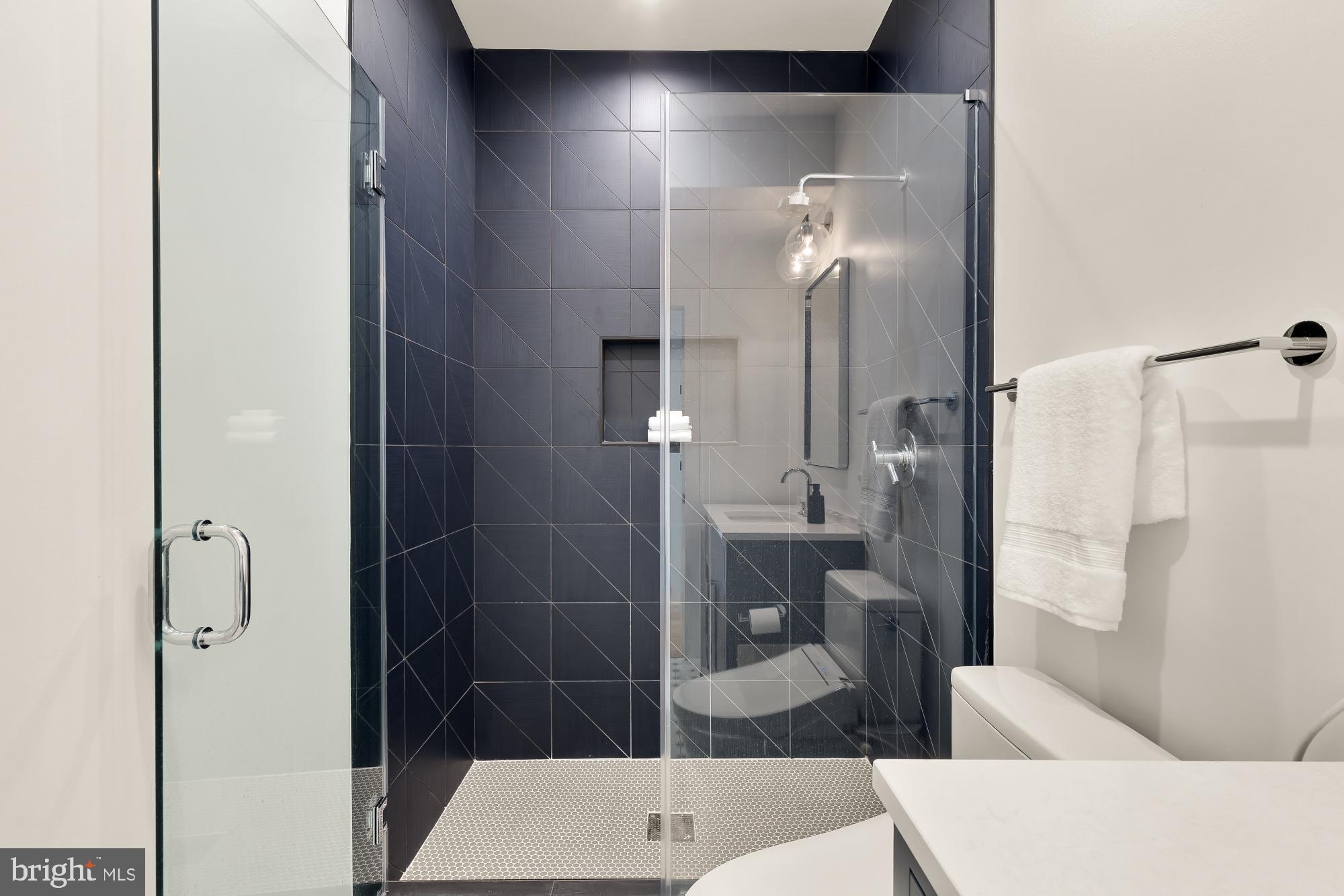 135 N EDGEWOOD STREET