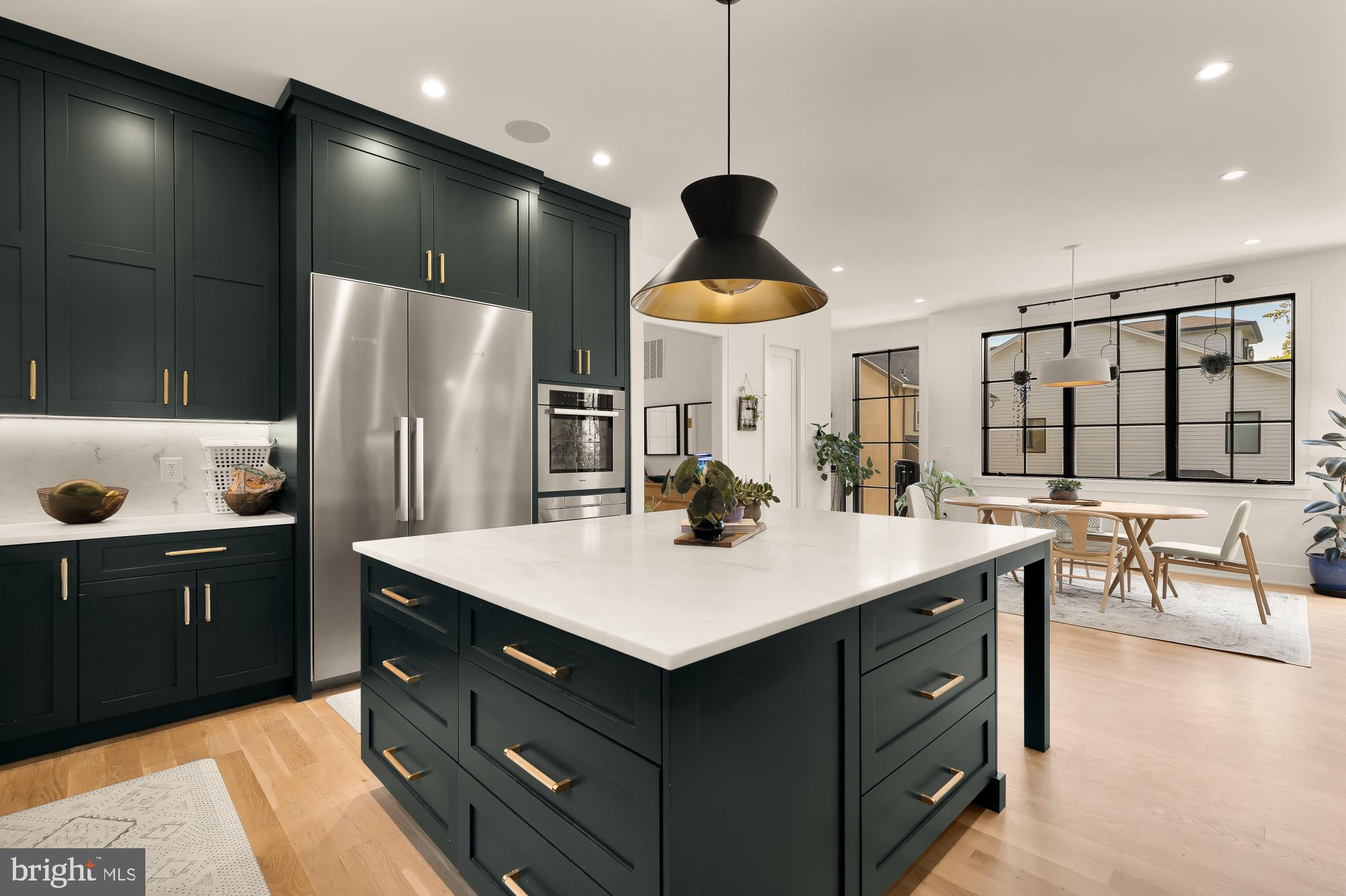 135 N EDGEWOOD STREET