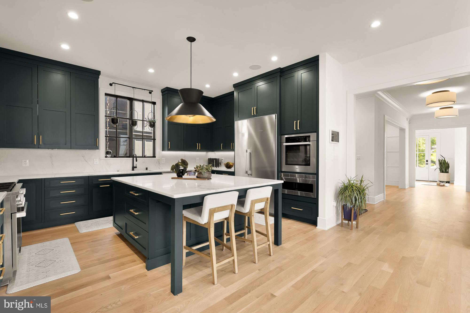 135 N EDGEWOOD STREET