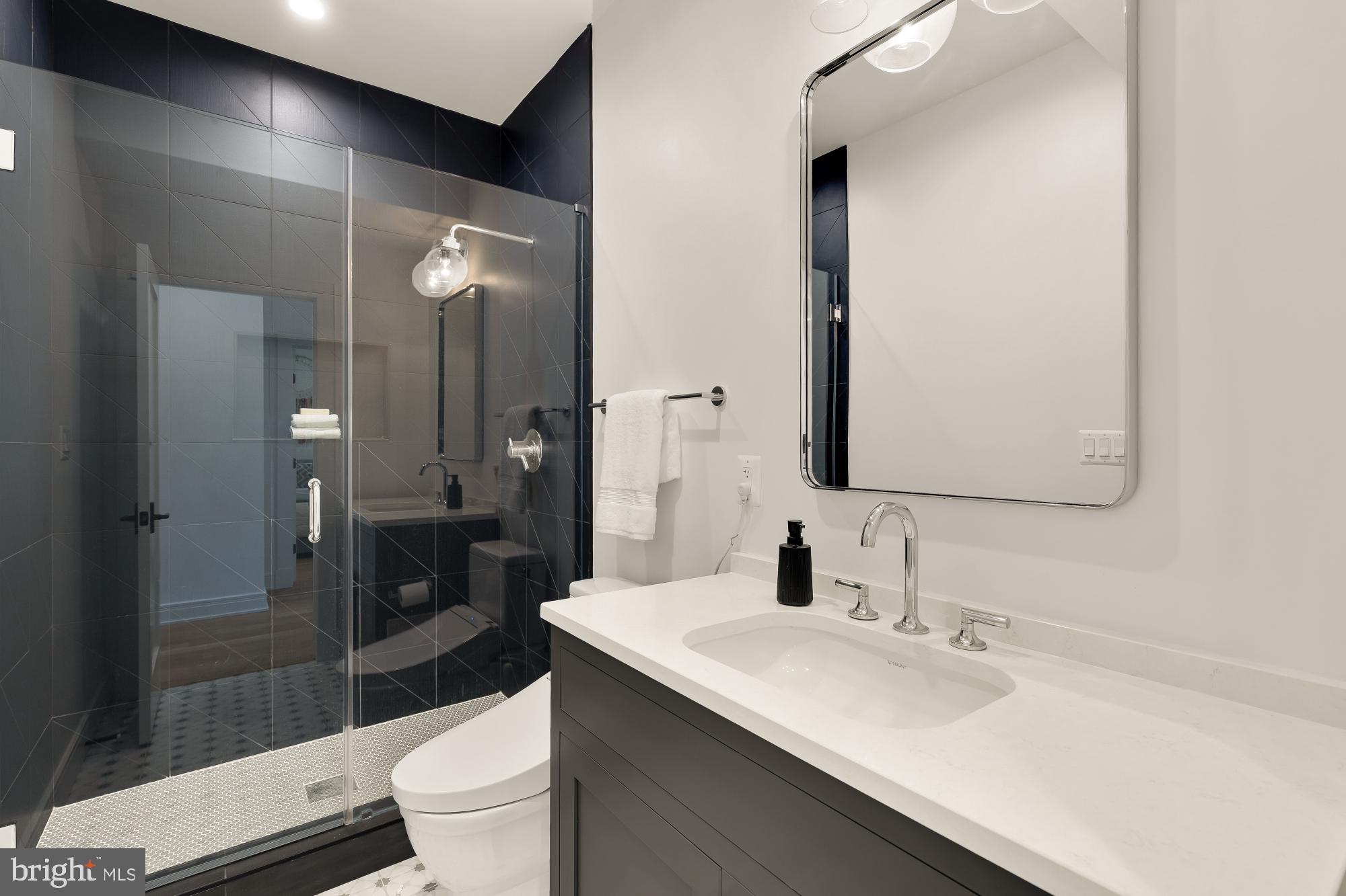 135 N EDGEWOOD STREET