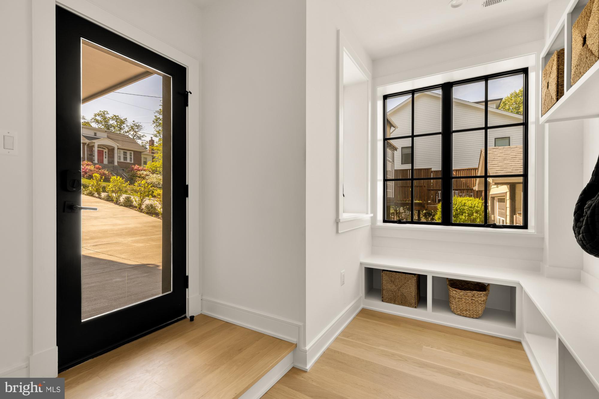 135 N EDGEWOOD STREET