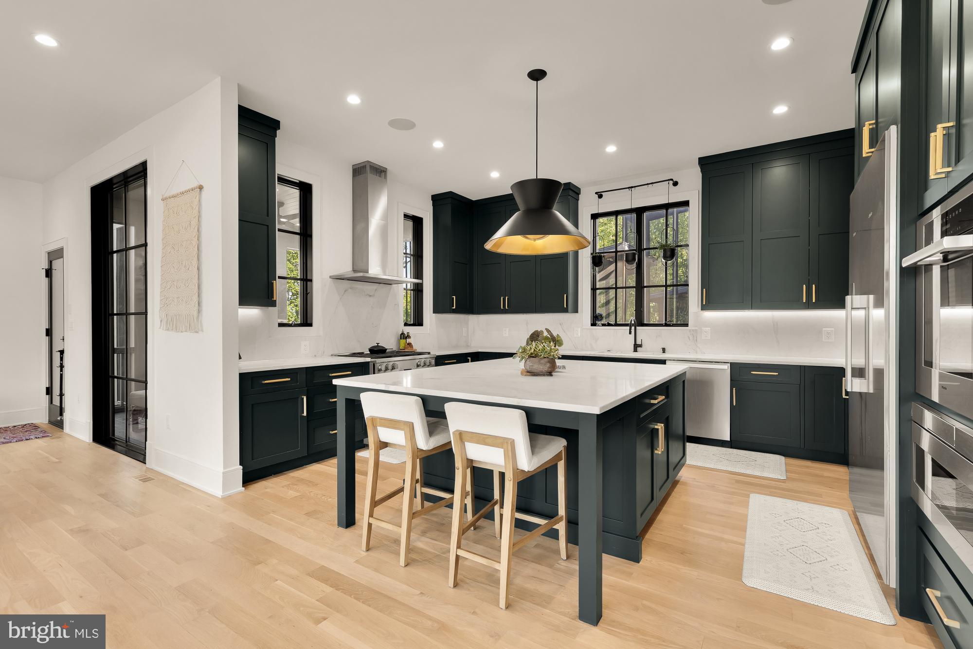 135 N EDGEWOOD STREET