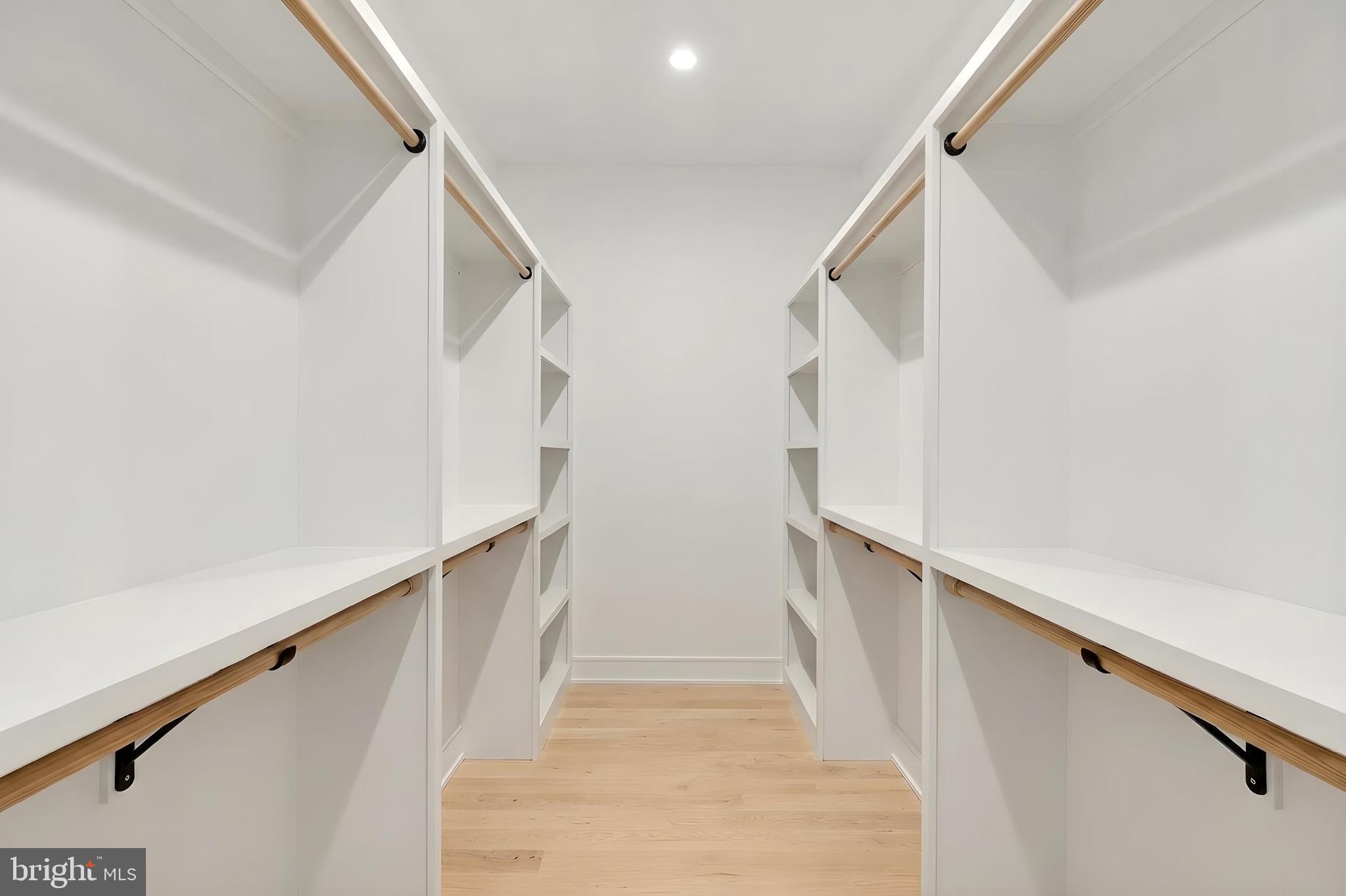 135 N EDGEWOOD STREET