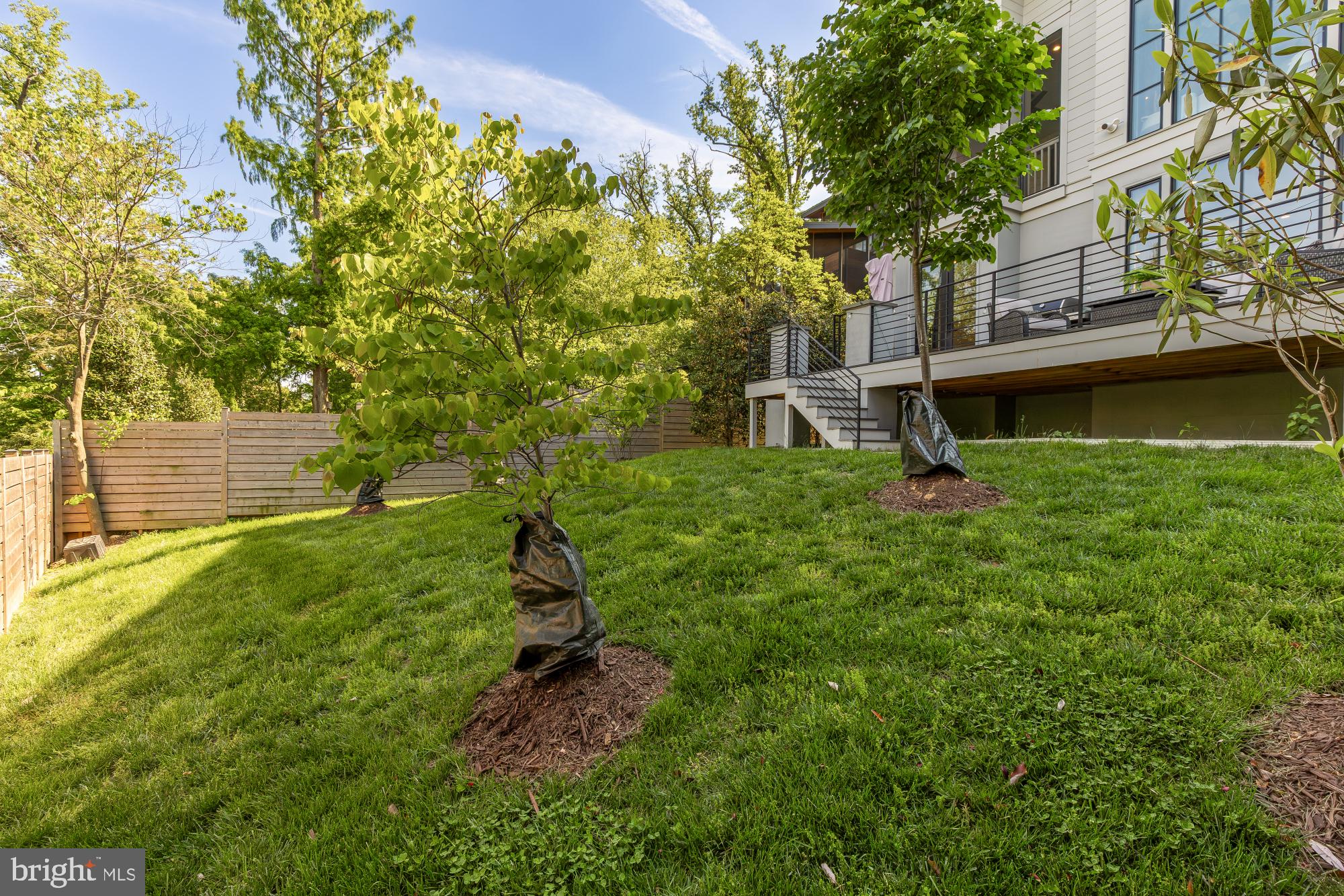 135 N EDGEWOOD STREET