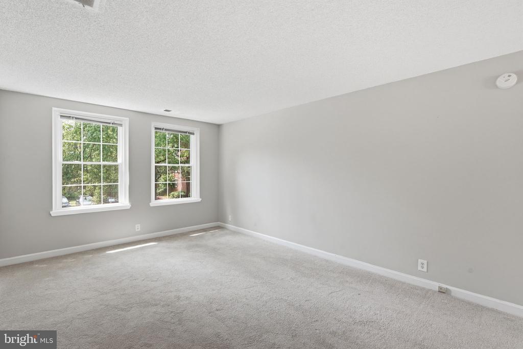 2983 S COLUMBUS STREET Unit: B1