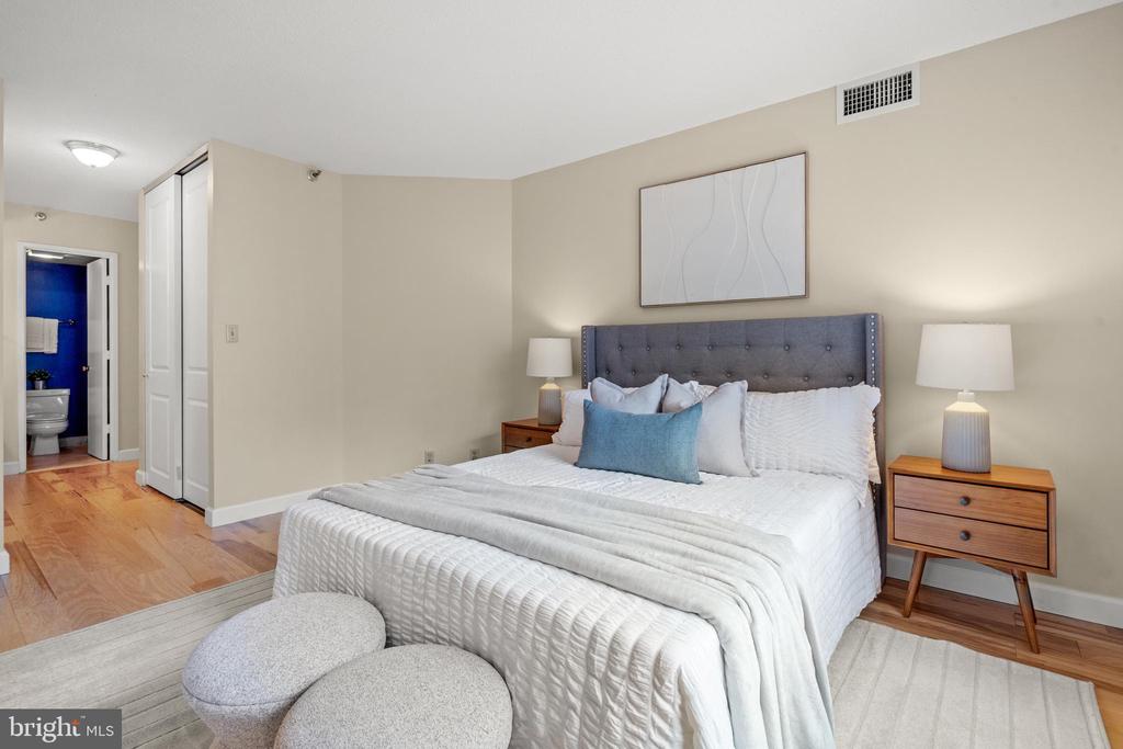 900 N STAFFORD STREET Unit: 1116