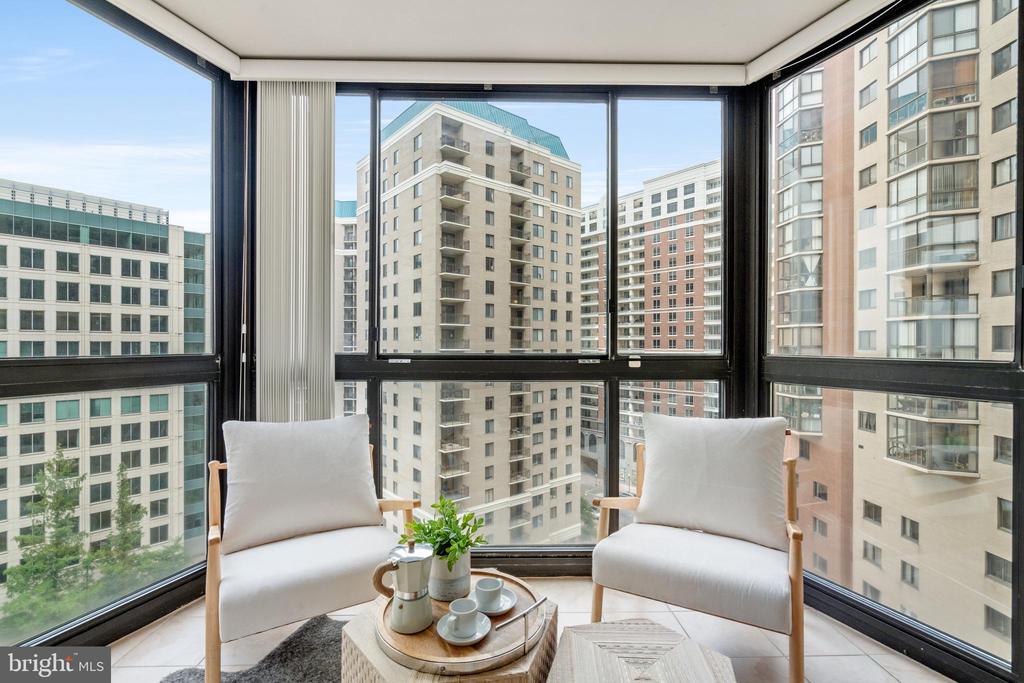 900 N STAFFORD STREET Unit: 1116