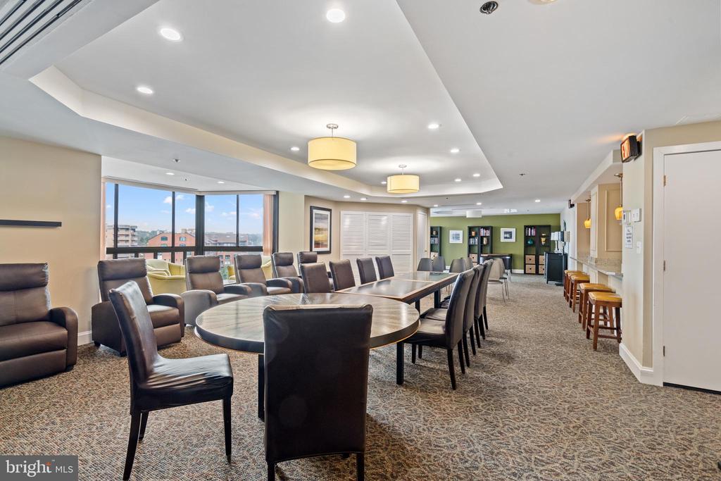 900 N STAFFORD STREET Unit: 1116