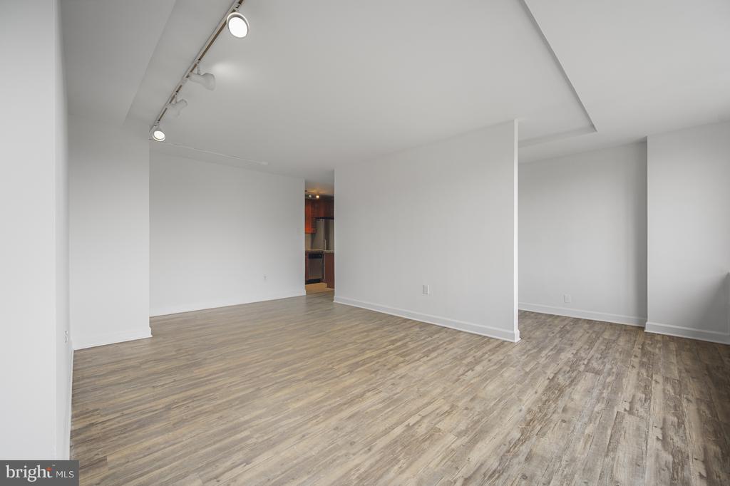 1111 ARLINGTON BOULEVARD Unit: 707