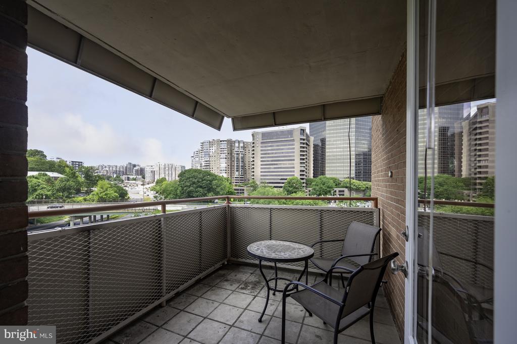 1111 ARLINGTON BOULEVARD Unit: 707