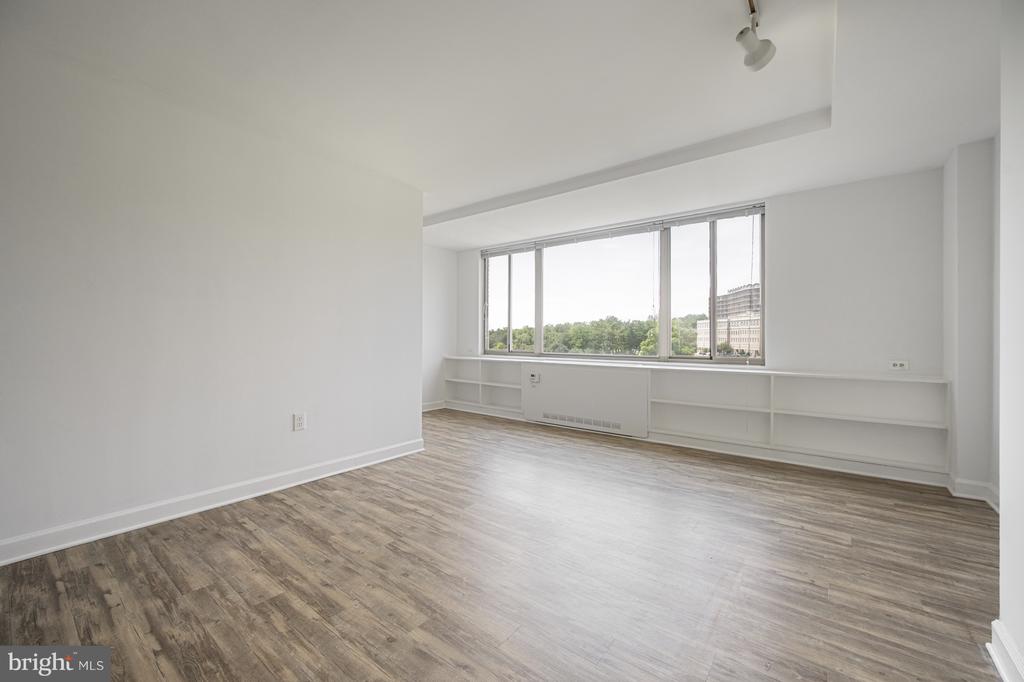 1111 ARLINGTON BOULEVARD Unit: 707
