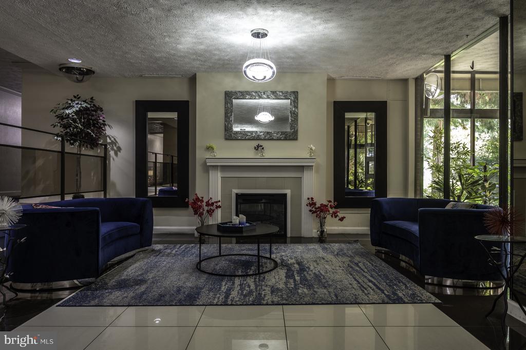1111 ARLINGTON BOULEVARD Unit: 707