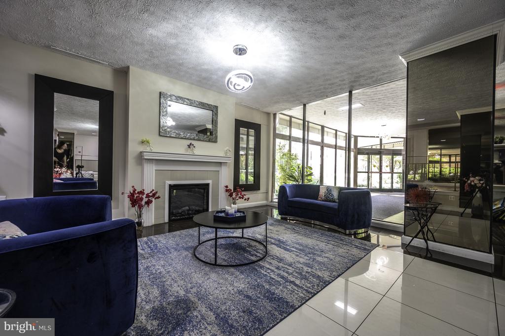 1111 ARLINGTON BOULEVARD Unit: 707