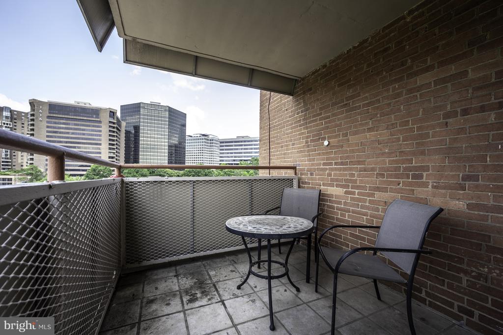 1111 ARLINGTON BOULEVARD Unit: 707