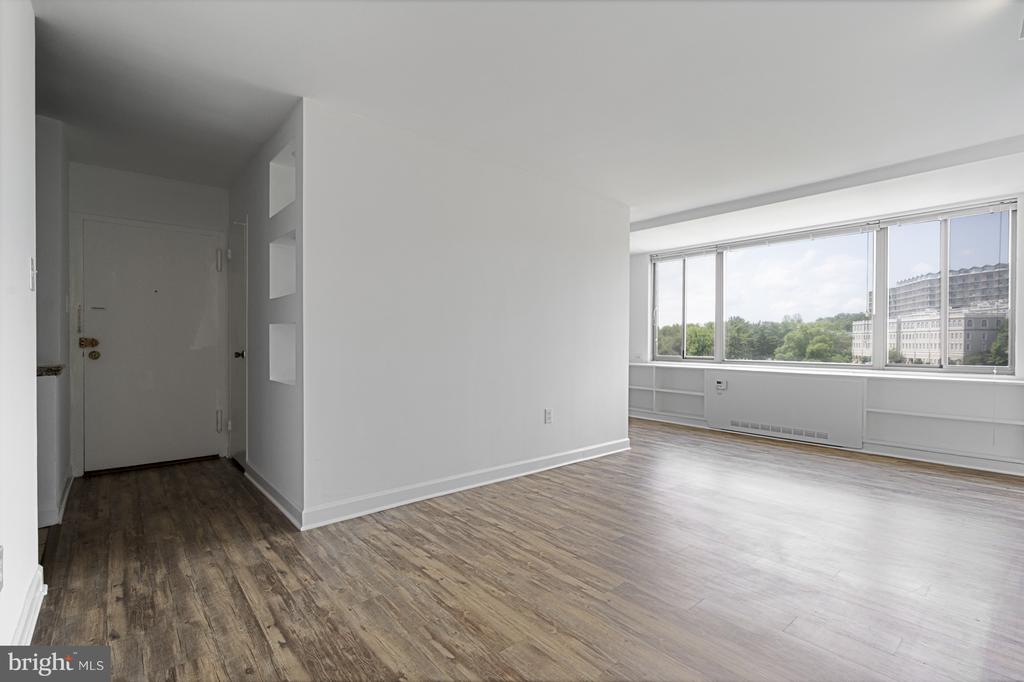 1111 ARLINGTON BOULEVARD Unit: 707