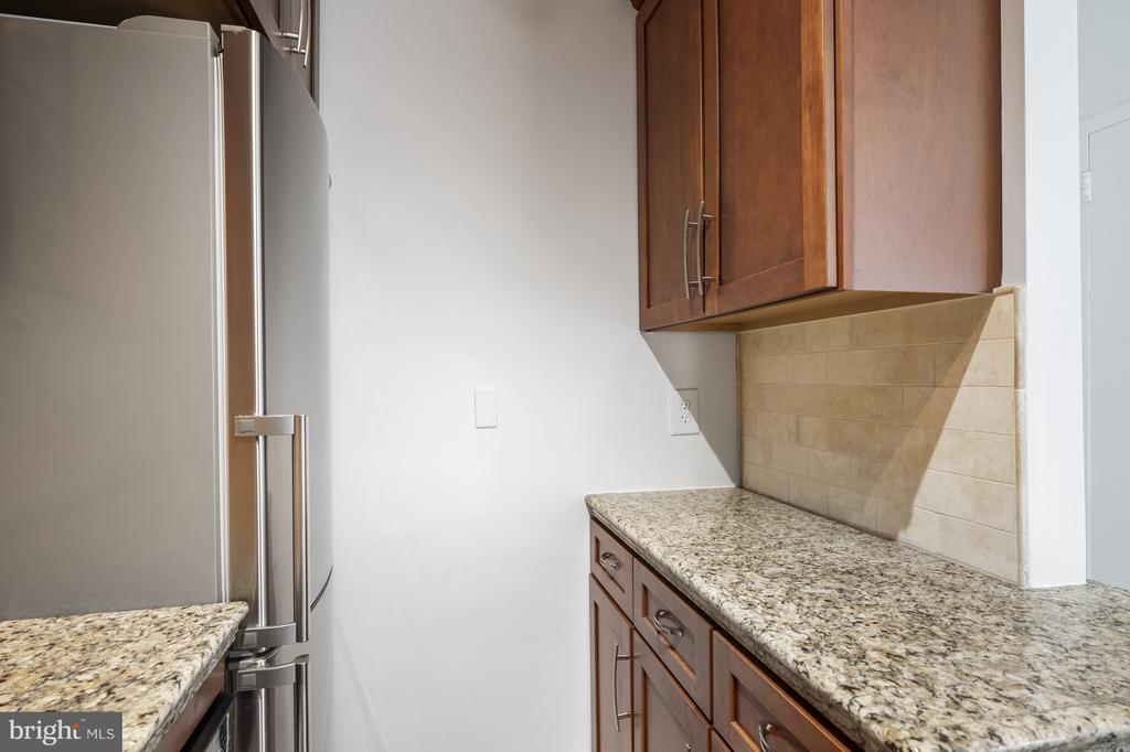 1111 ARLINGTON BOULEVARD Unit: 707