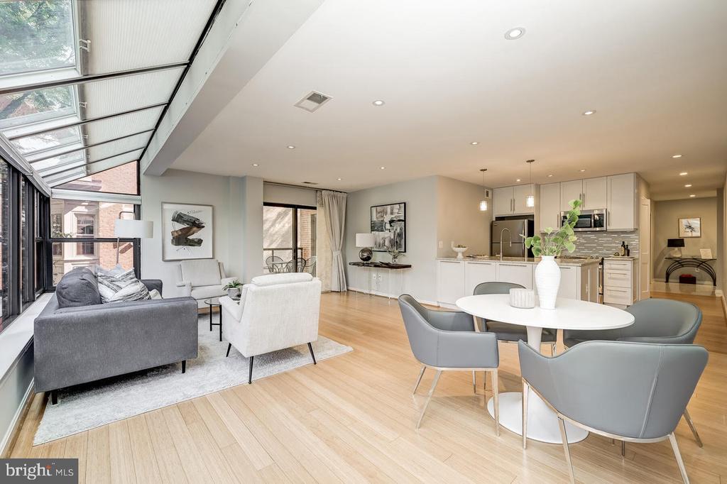 1029 N STUART STREET Unit: 307