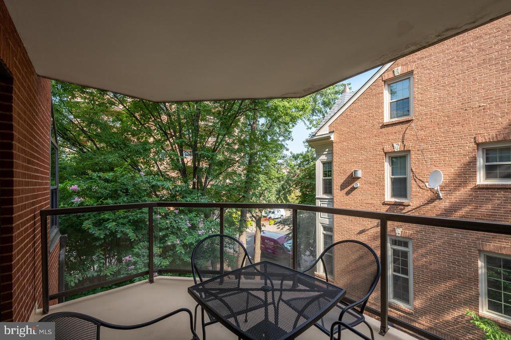 1029 N STUART STREET Unit: 307