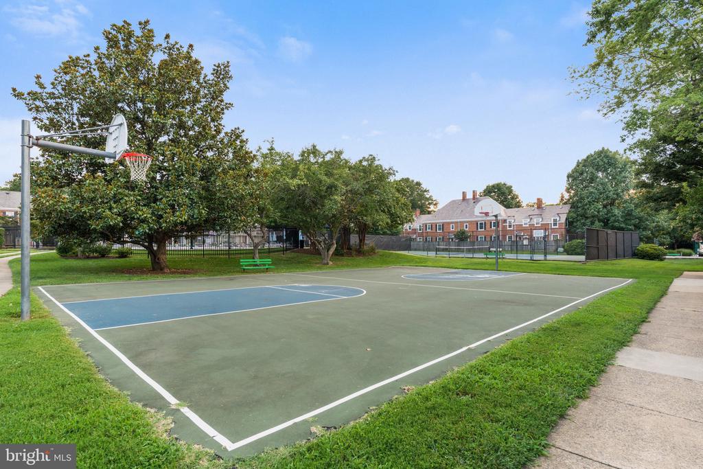3509 S STAFFORD STREET Unit: A