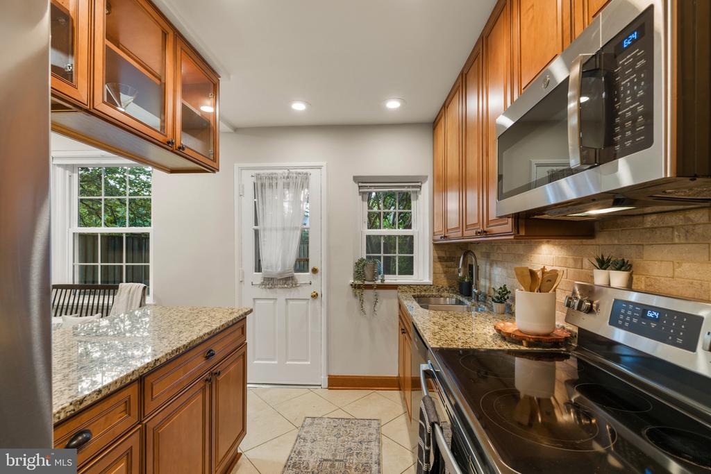 3509 S STAFFORD STREET Unit: A